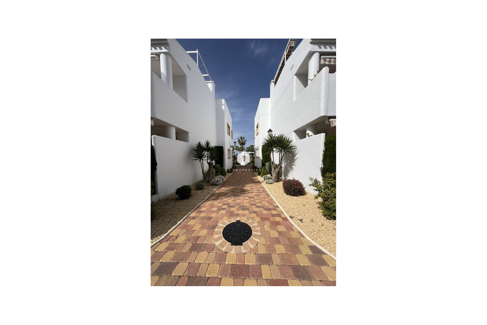 Resale - Apartment / flat -
Orihuela Costa - Villamartín