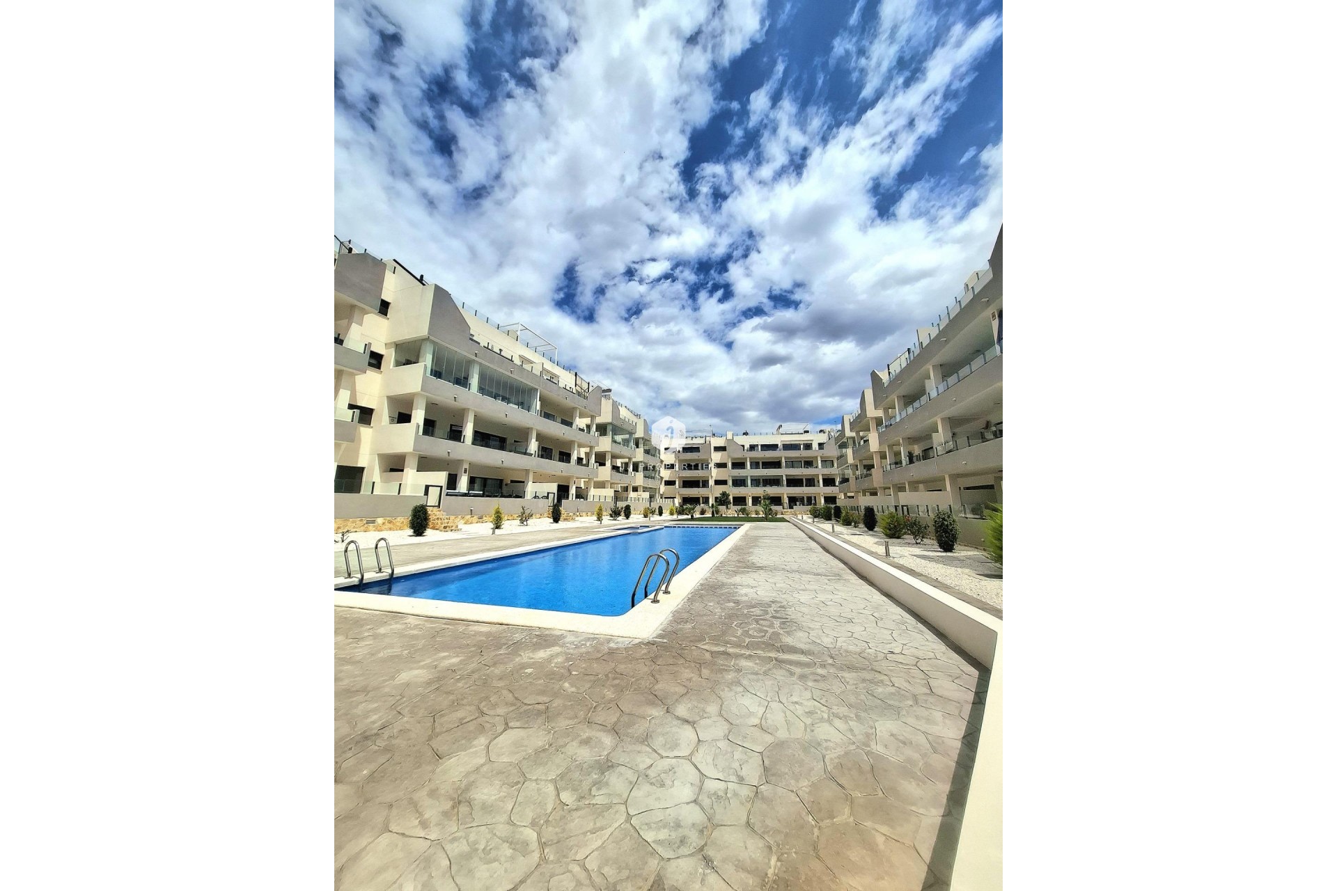 Resale - Apartment / flat -
Orihuela Costa - Villamartín