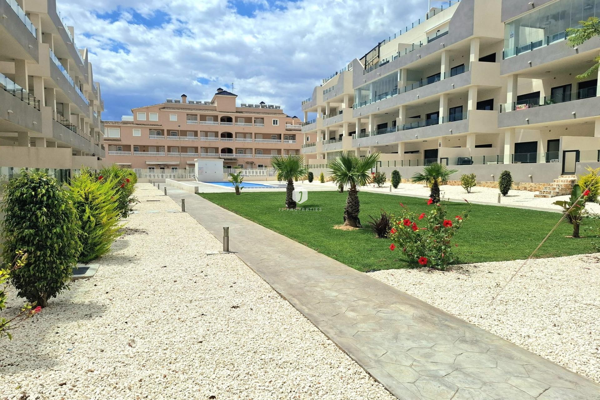 Resale - Apartment / flat -
Orihuela Costa - Villamartín