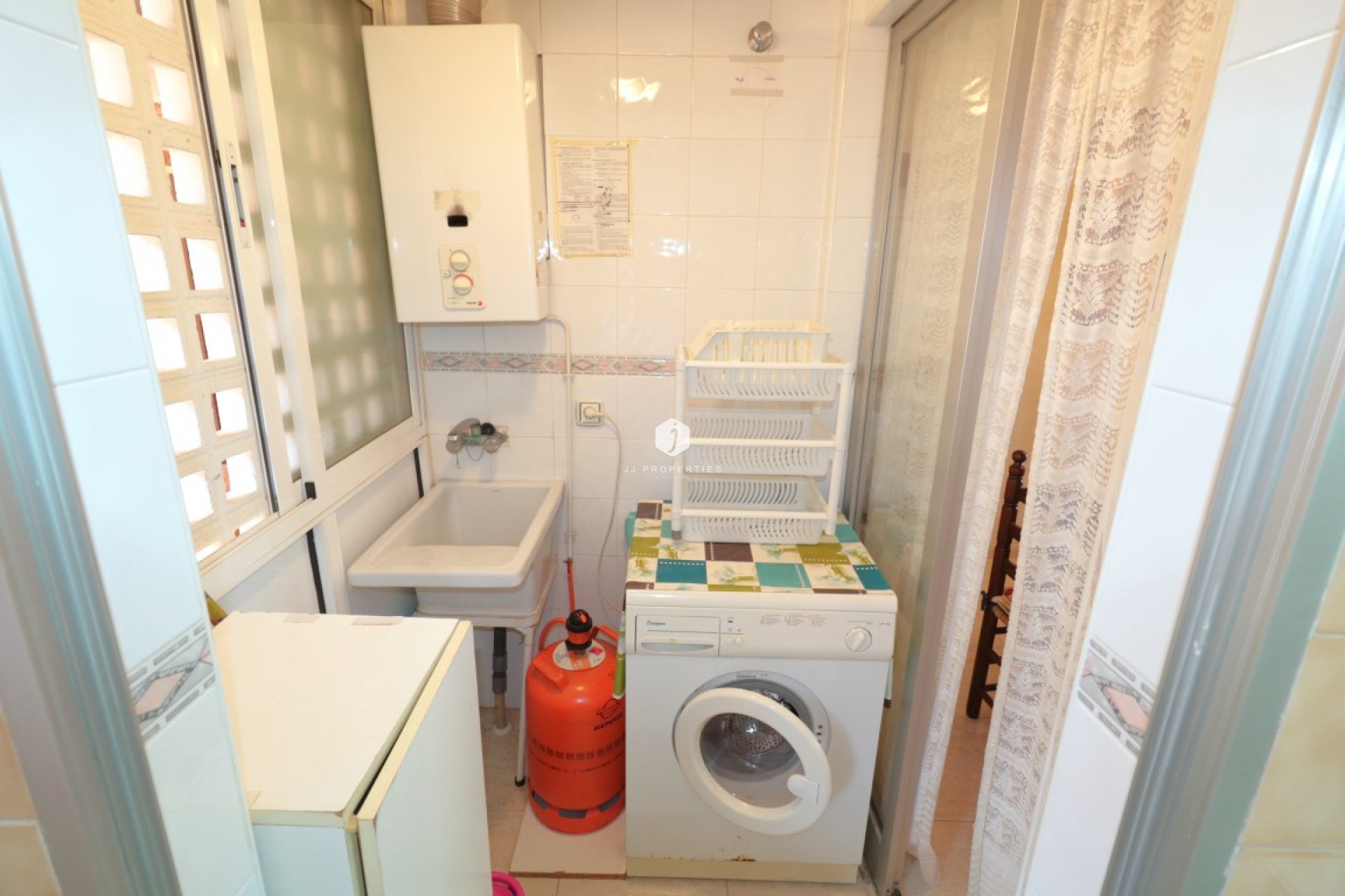 Resale - Apartment / flat -
Playa Del Acequion - Costa Blanca