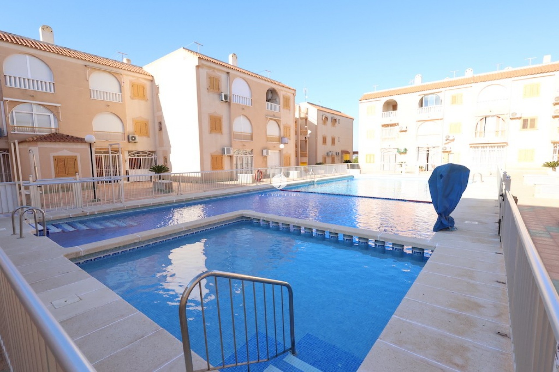 Resale - Apartment / flat -
Playa Del Acequion - Costa Blanca