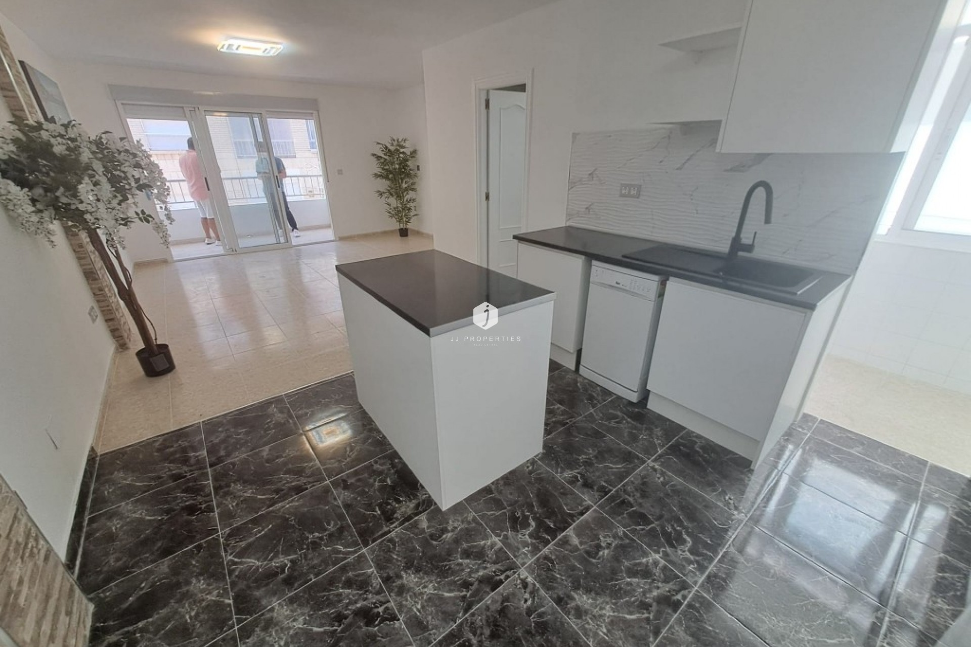Resale - Apartment / flat -
Playa del Cura - Costa Blanca
