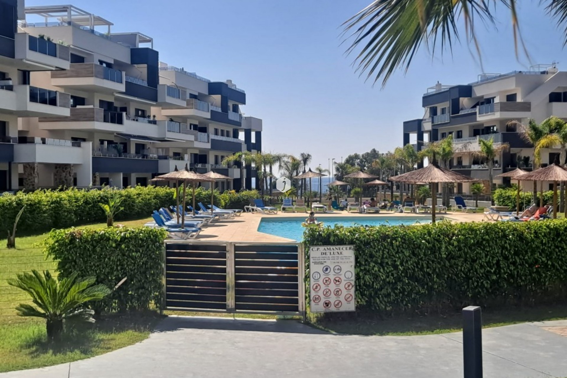 Resale - Apartment / flat -
Playa Flamenca - Costa Blanca