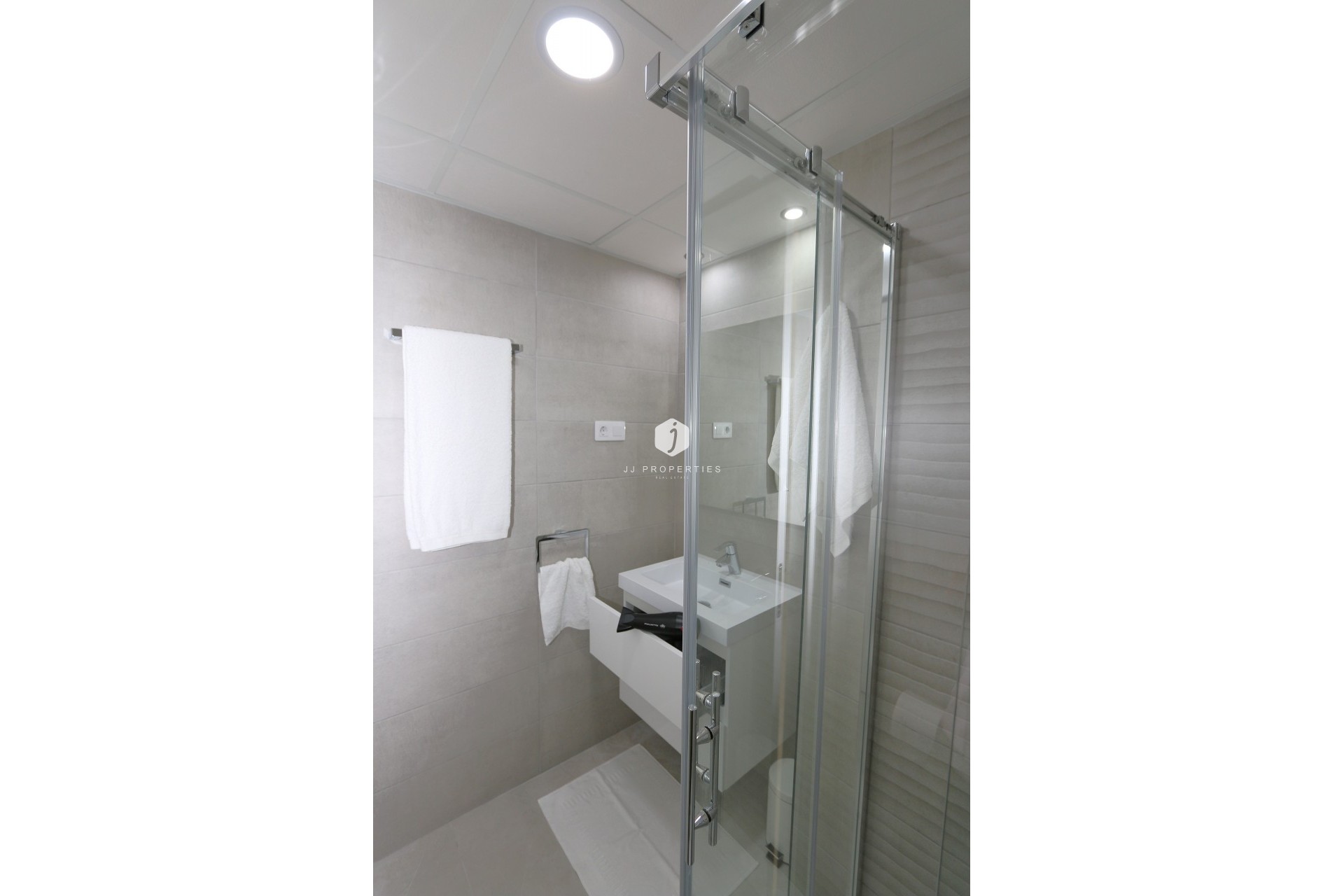 Resale - Apartment / flat -
Playa Flamenca - Costa Blanca