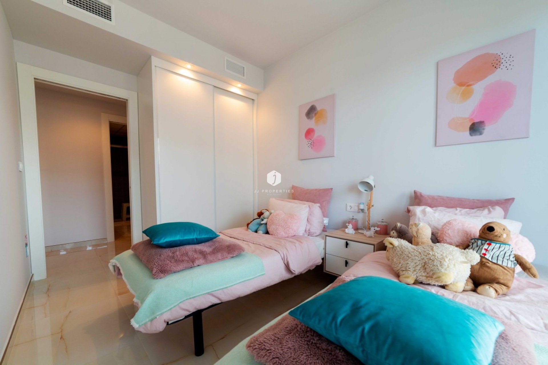 Resale - Apartment / flat -
Playa Flamenca - Costa Blanca