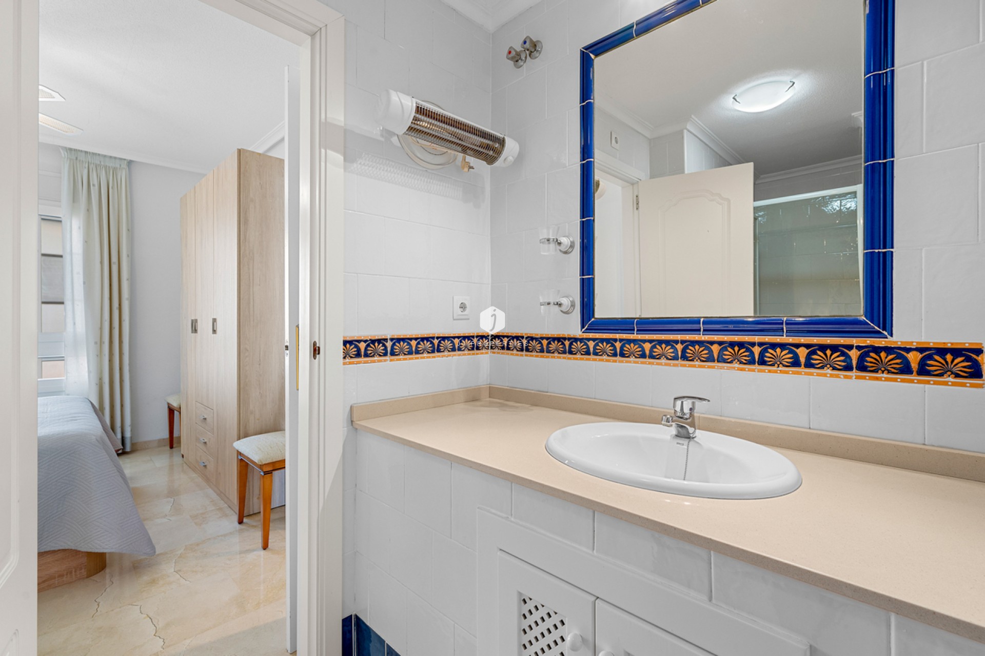 Resale - Apartment / flat -
Playa Flamenca - Costa Blanca