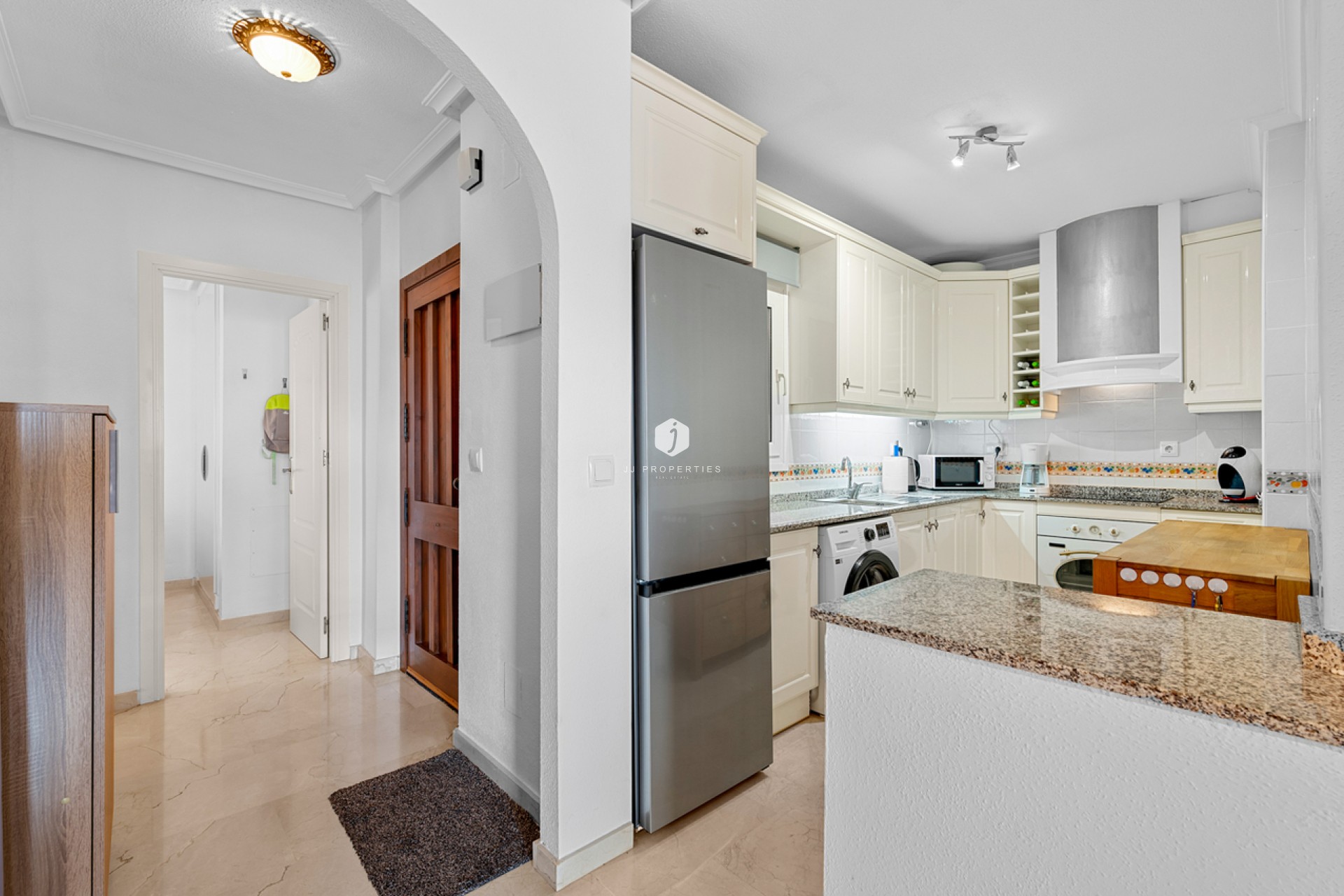 Resale - Apartment / flat -
Playa Flamenca - Costa Blanca