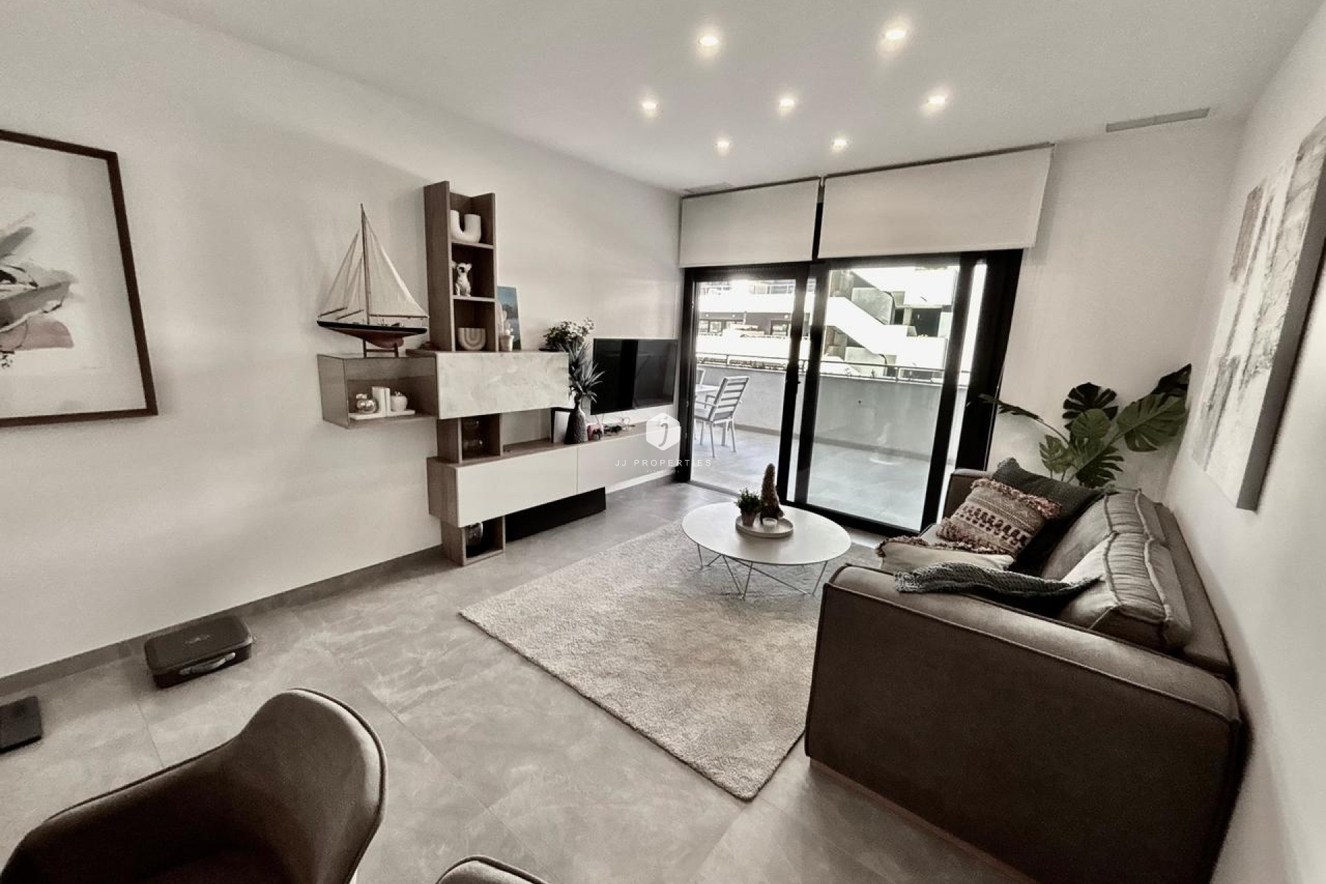 Resale - Apartment / flat -
Playa Flamenca - Costa Blanca