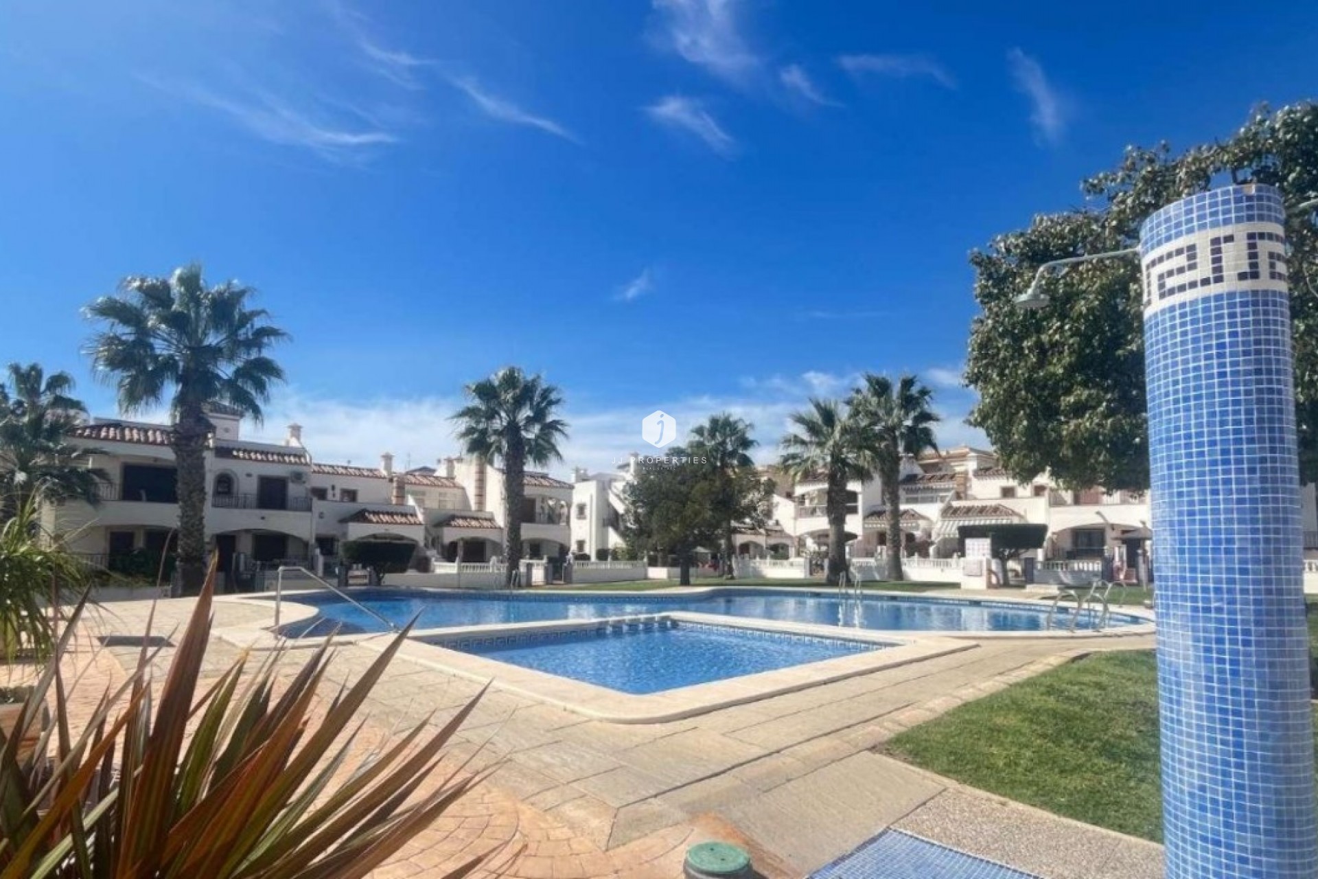 Resale - Apartment / flat -
Playa Flamenca - Costa Blanca