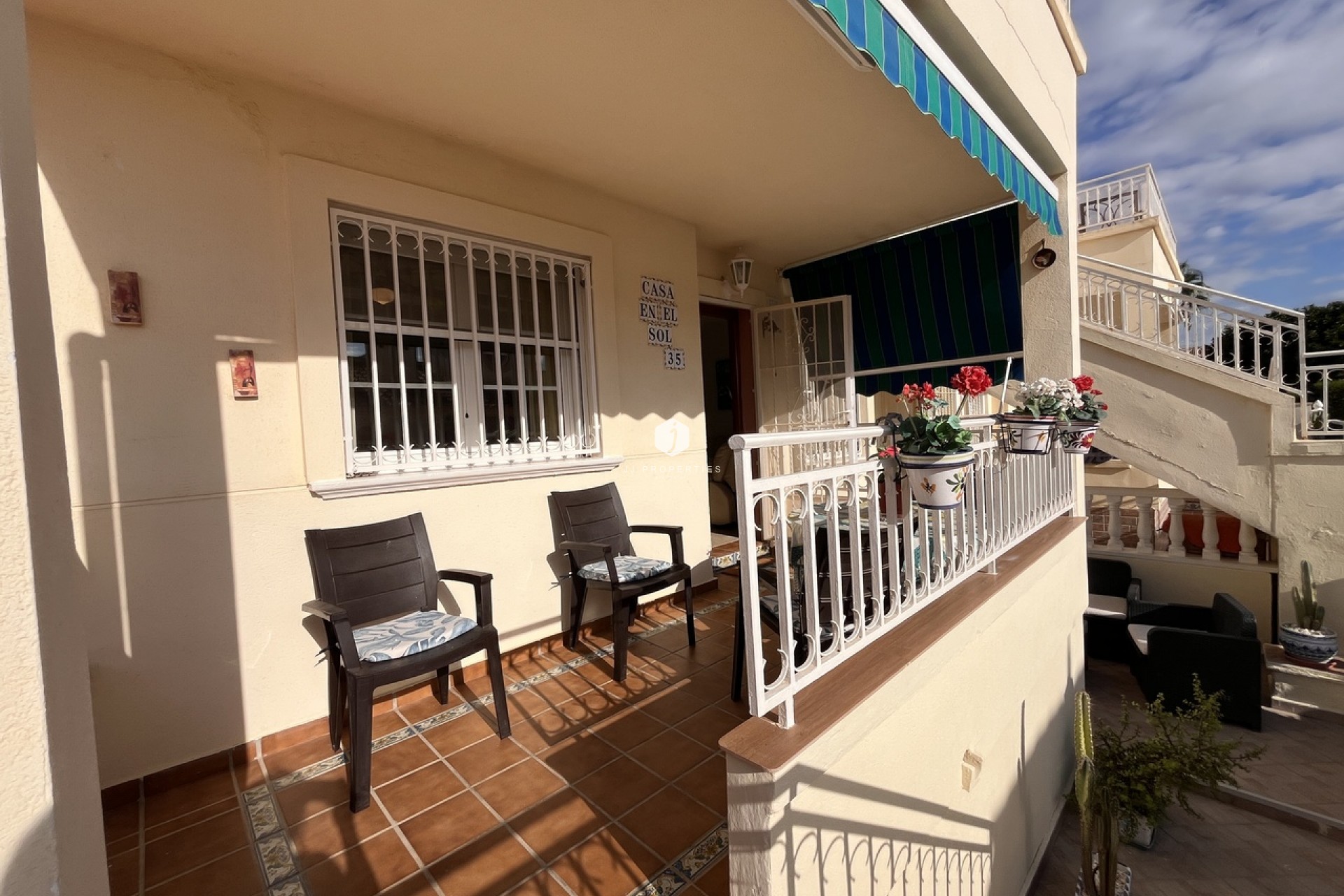 Resale - Apartment / flat -
Playa Flamenca - Costa Blanca