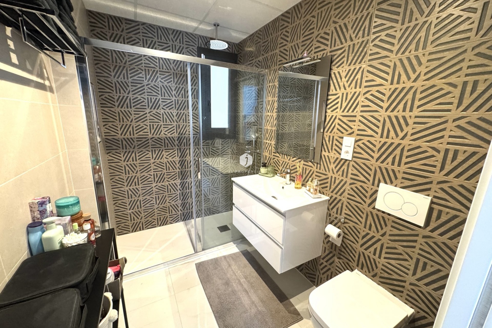 Resale - Apartment / flat -
Playa Flamenca - Costa Blanca