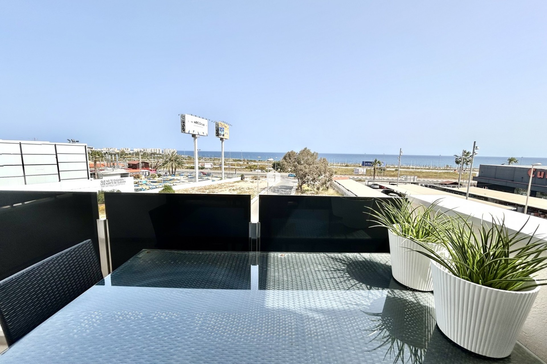 Resale - Apartment / flat -
Playa Flamenca - Costa Blanca