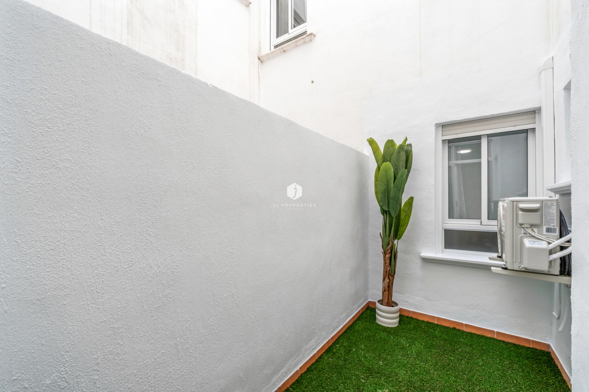 Resale - Apartment / flat -
Playa Flamenca - Costa Blanca