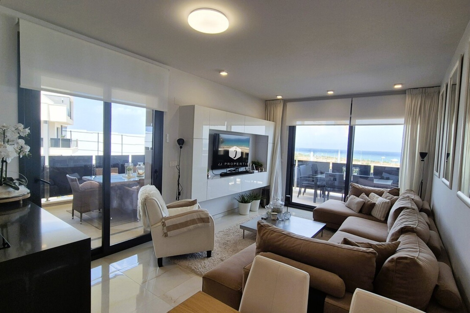 Resale - Apartment / flat -
Playa Flamenca - Costa Blanca