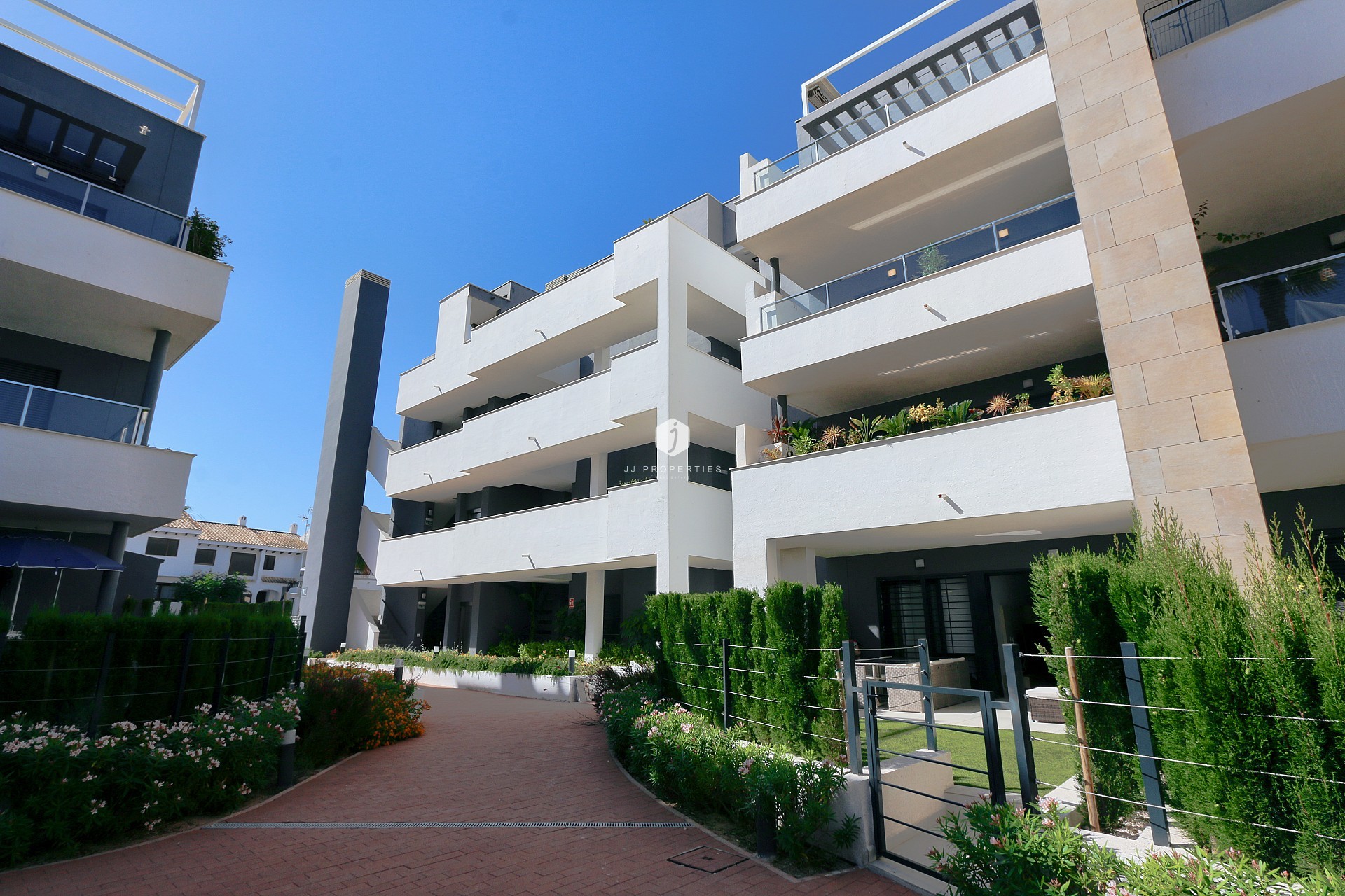 Resale - Apartment / flat -
Playa Flamenca - Costa Blanca