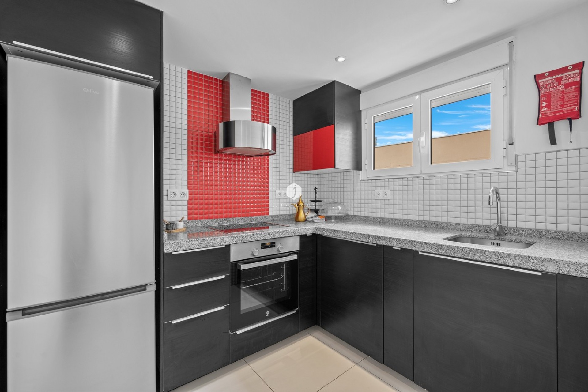 Resale - Apartment / flat -
Punta Prima - Costa Blanca