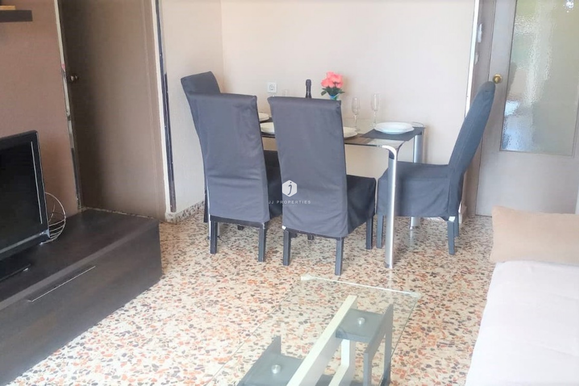 Resale - Apartment / flat -
Punta Prima - Costa Blanca