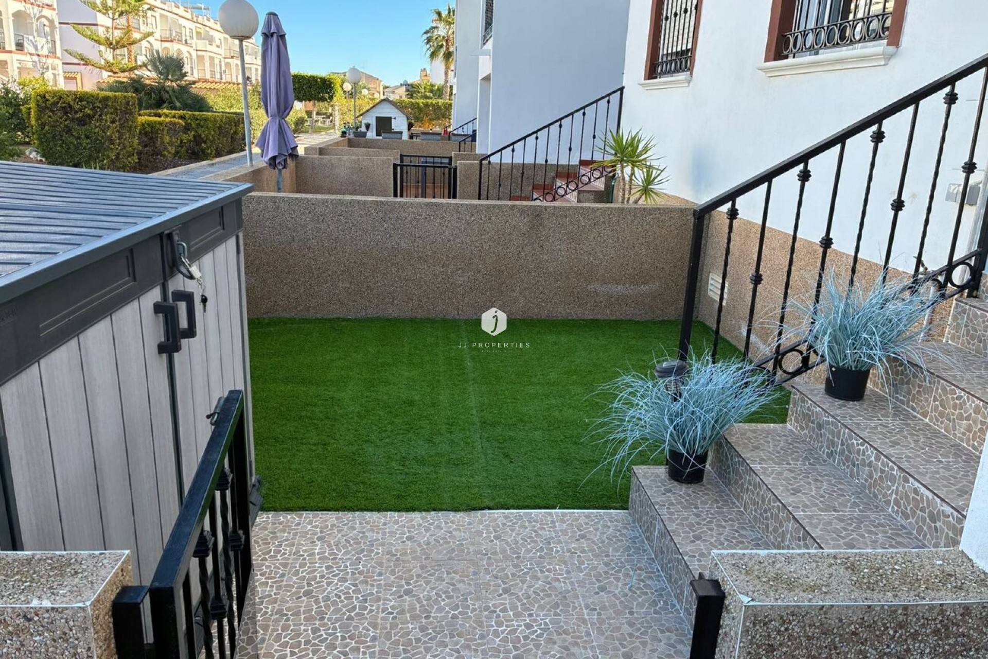 Resale - Apartment / flat -
Punta Prima - Costa Blanca