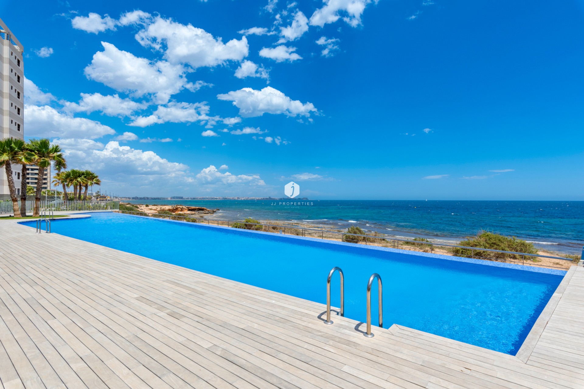 Resale - Apartment / flat -
Punta Prima - Costa Blanca