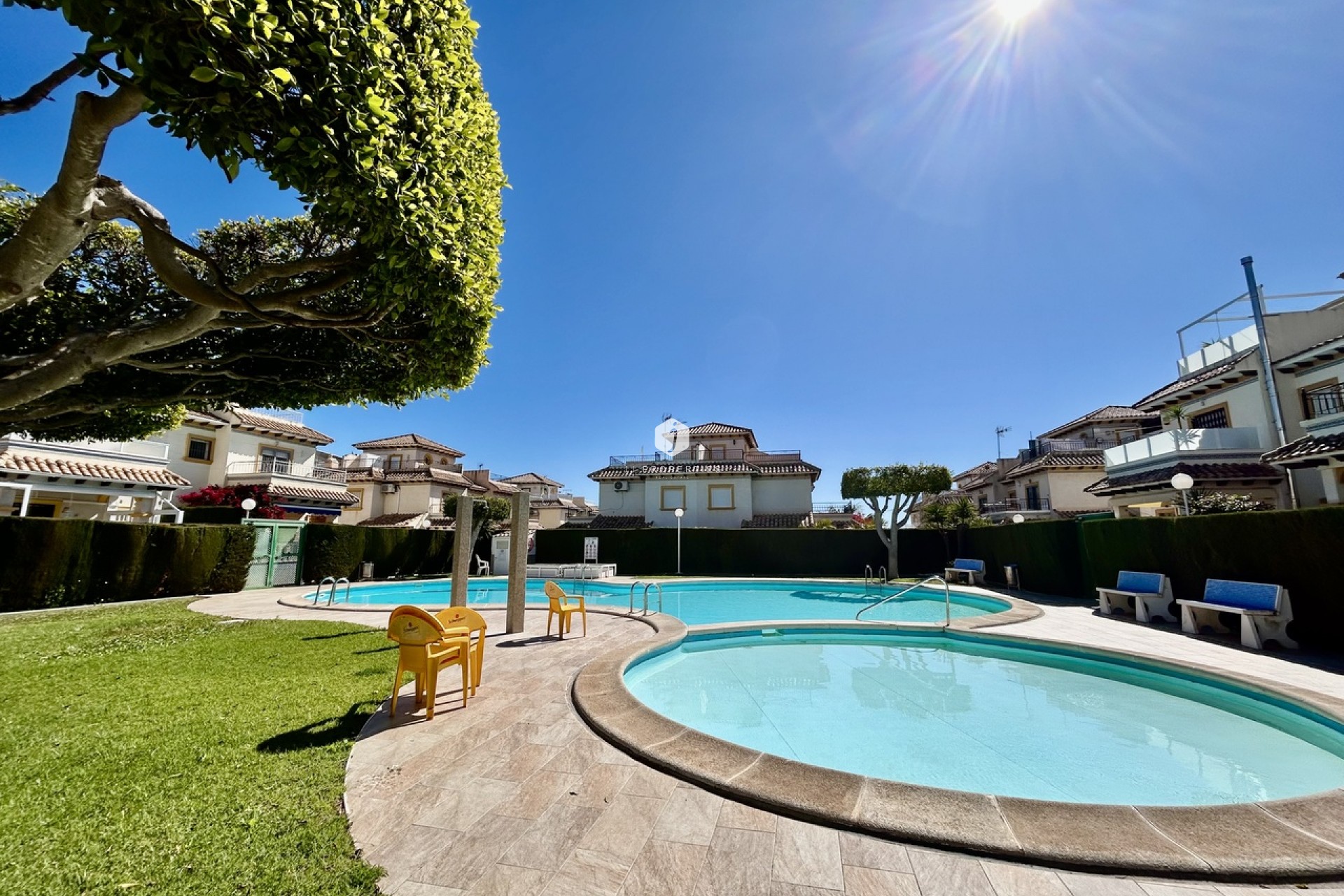 Resale - Apartment / flat -
Punta Prima - Costa Blanca