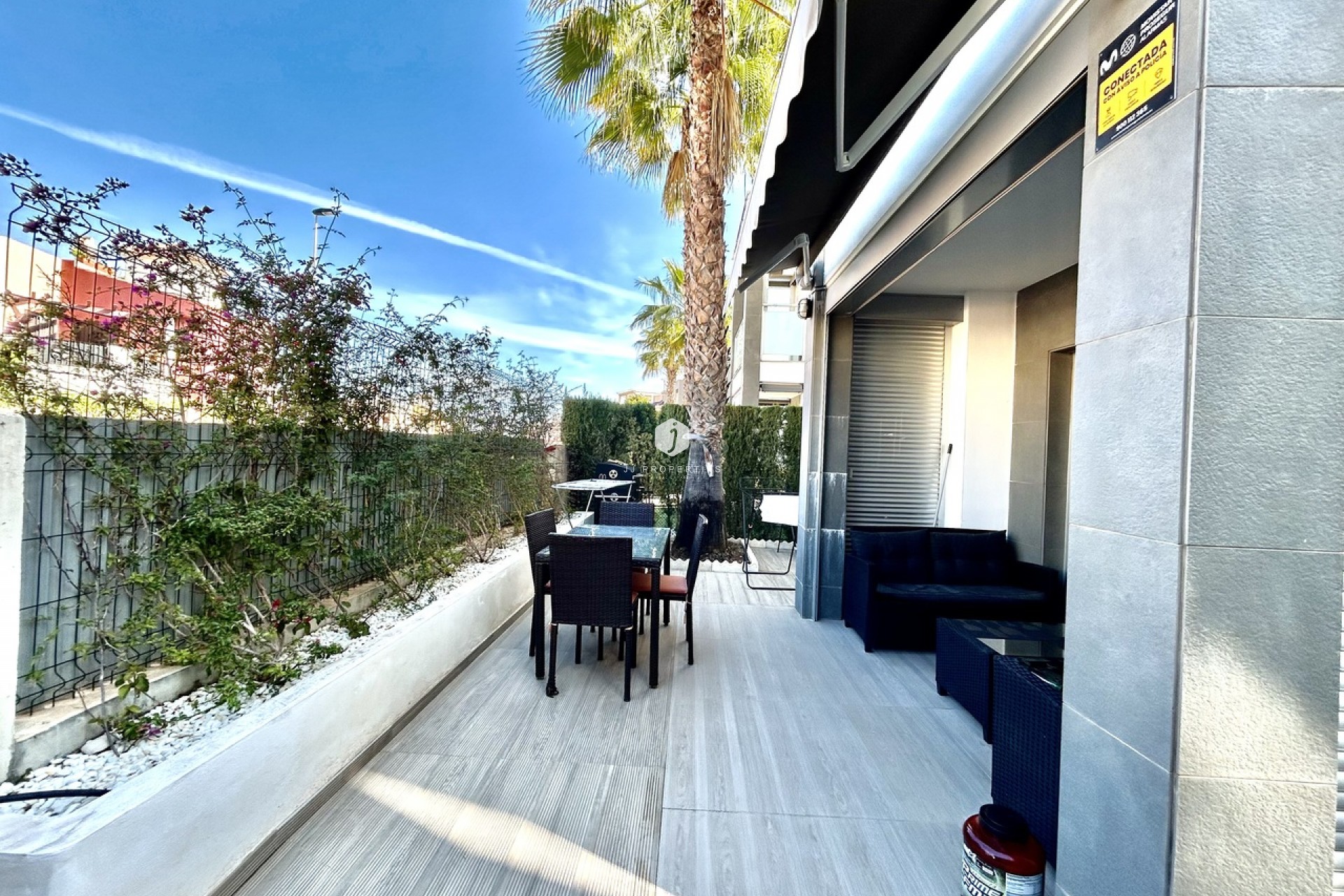 Resale - Apartment / flat -
Punta Prima - Costa Blanca