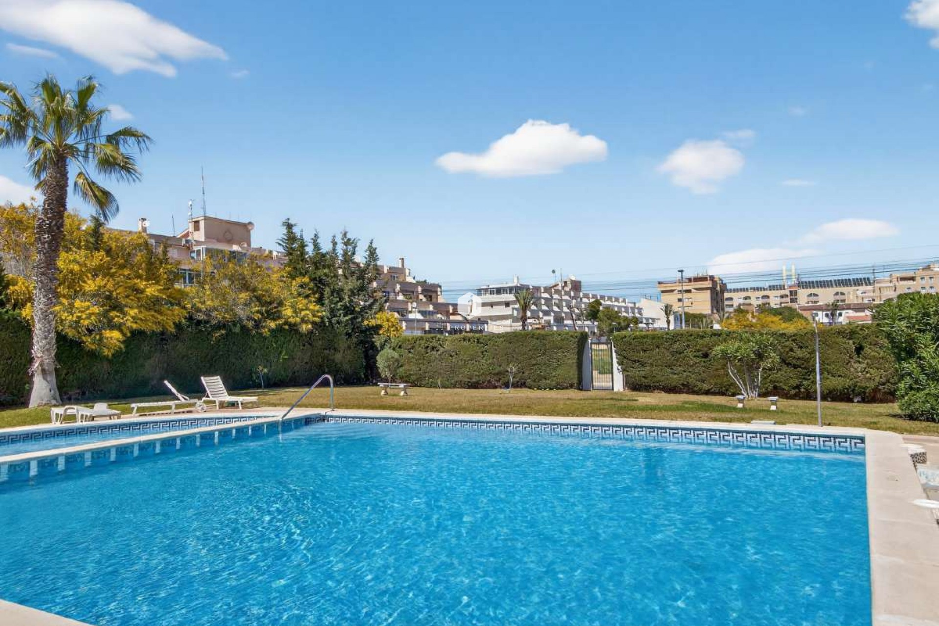 Resale - Apartment / flat -
Punta Prima - Costa Blanca