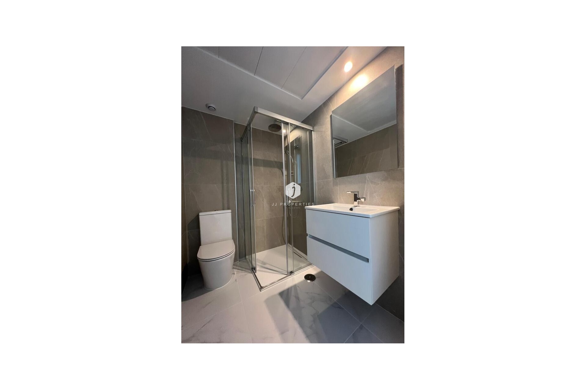 Resale - Apartment / flat -
Punta Prima - Orihuela Costa