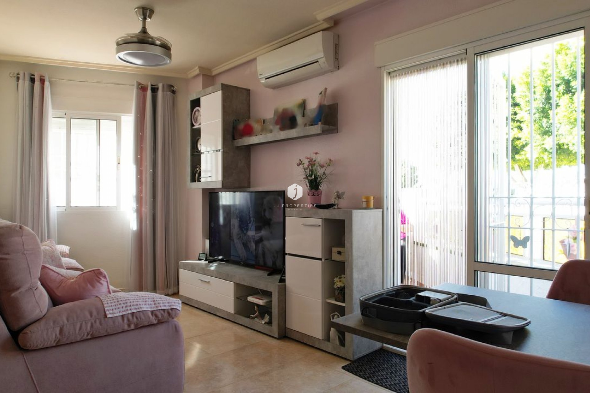 Resale - Apartment / flat -
Rojales - Inland