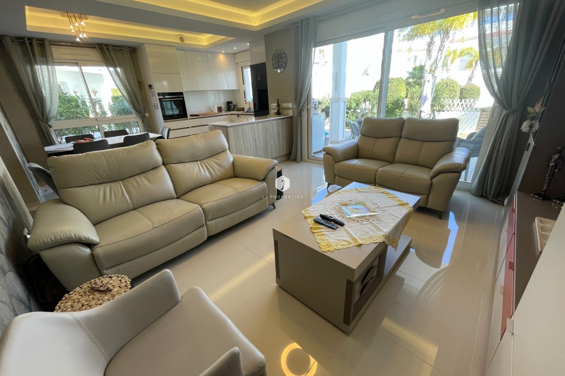 Resale - Apartment / flat -
Rojales - Inland