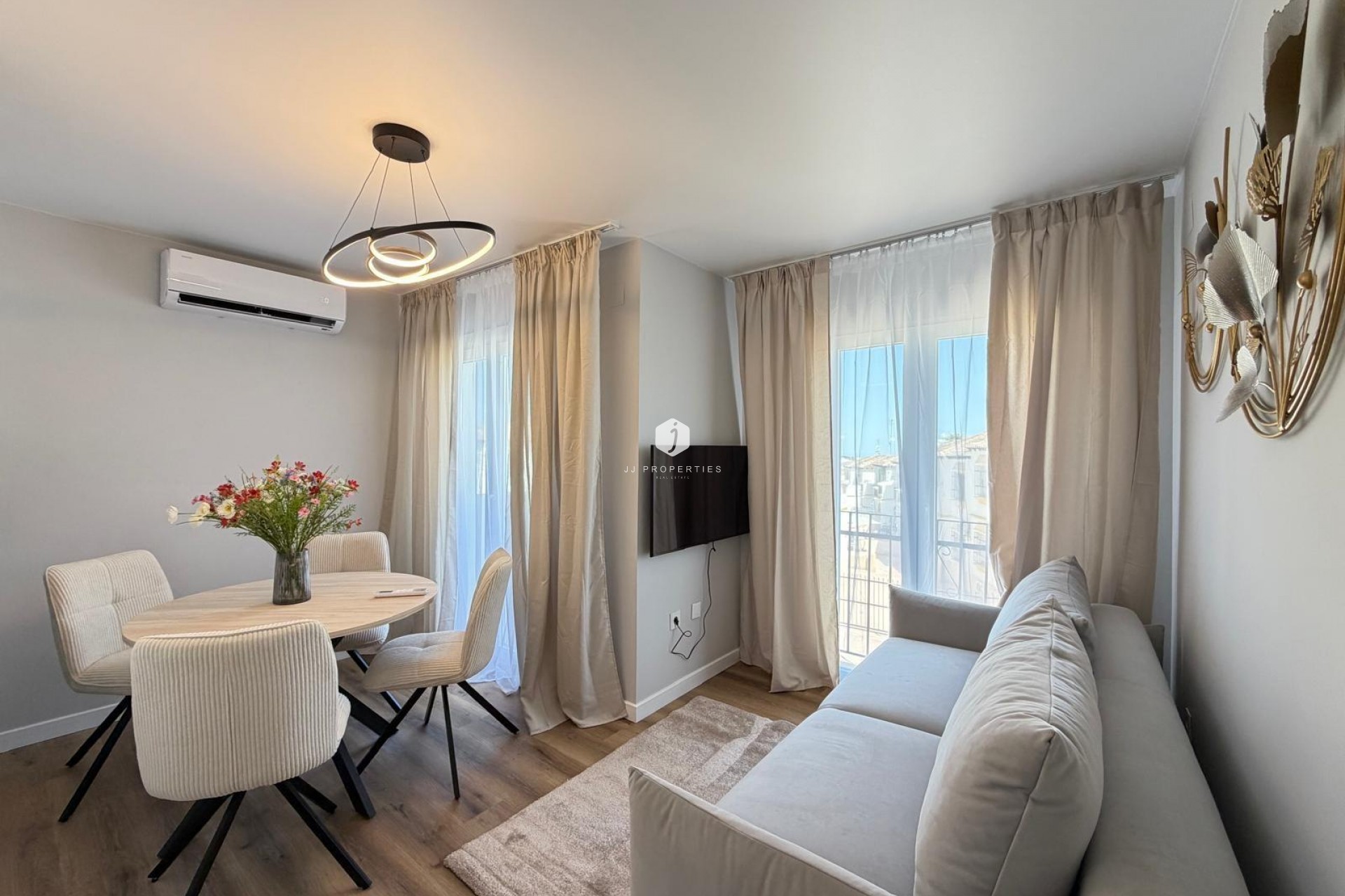 Resale - Apartment / flat -
San Miguel de Salinas - Blue Lagoon - Galán