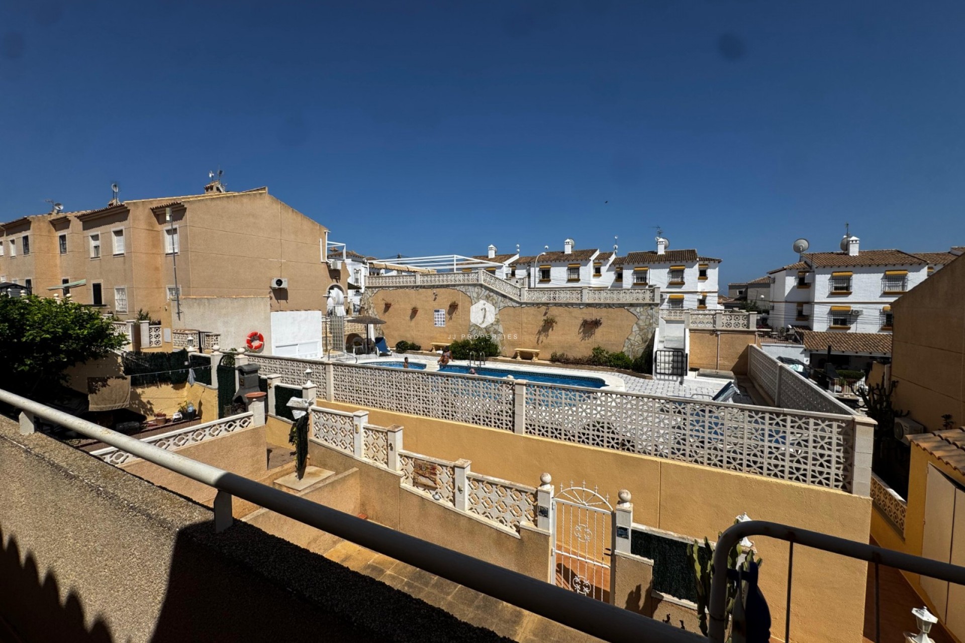 Resale - Apartment / flat -
San Miguel de Salinas - Inland