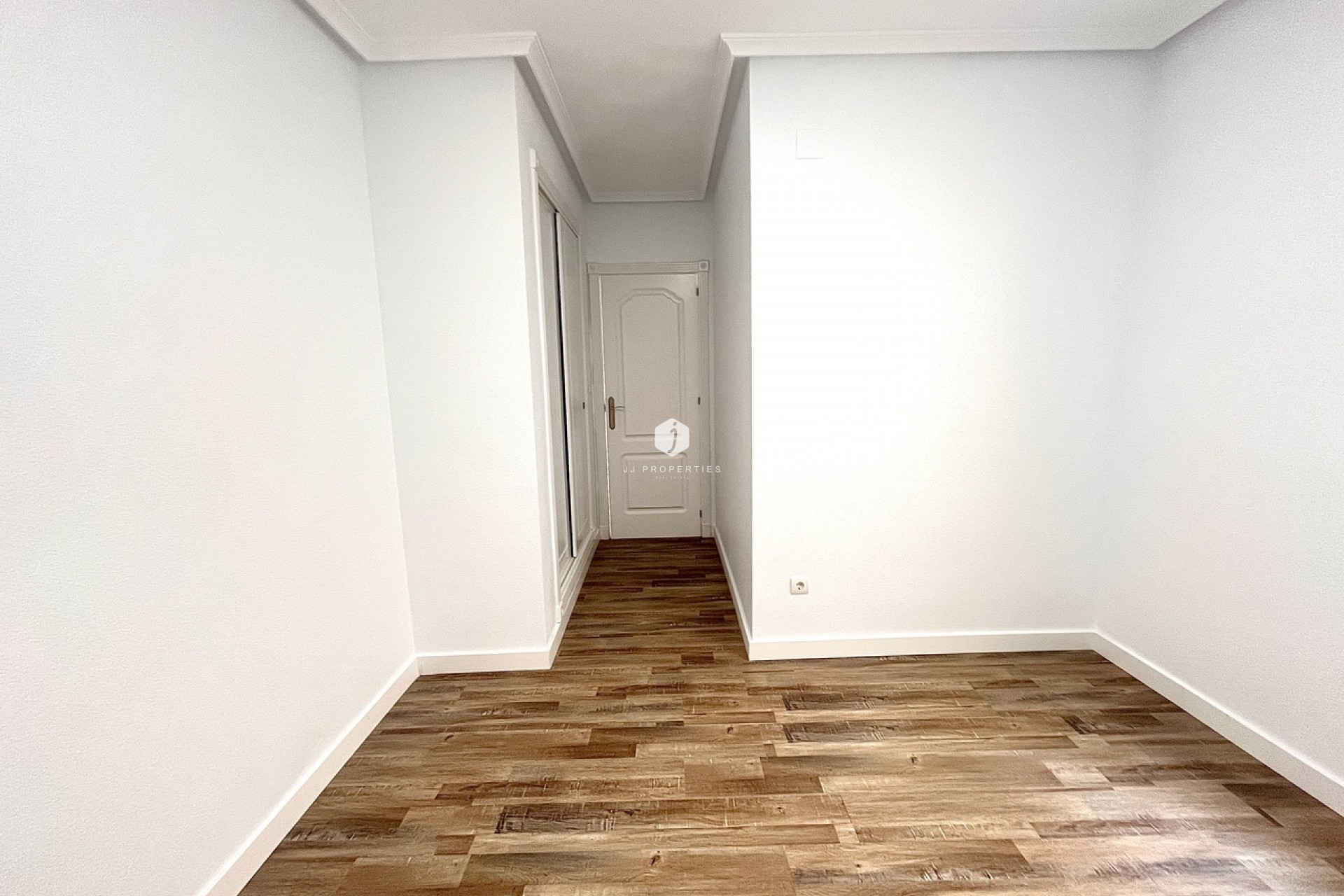 Resale - Apartment / flat -
San Miguel de Salinas - Inland