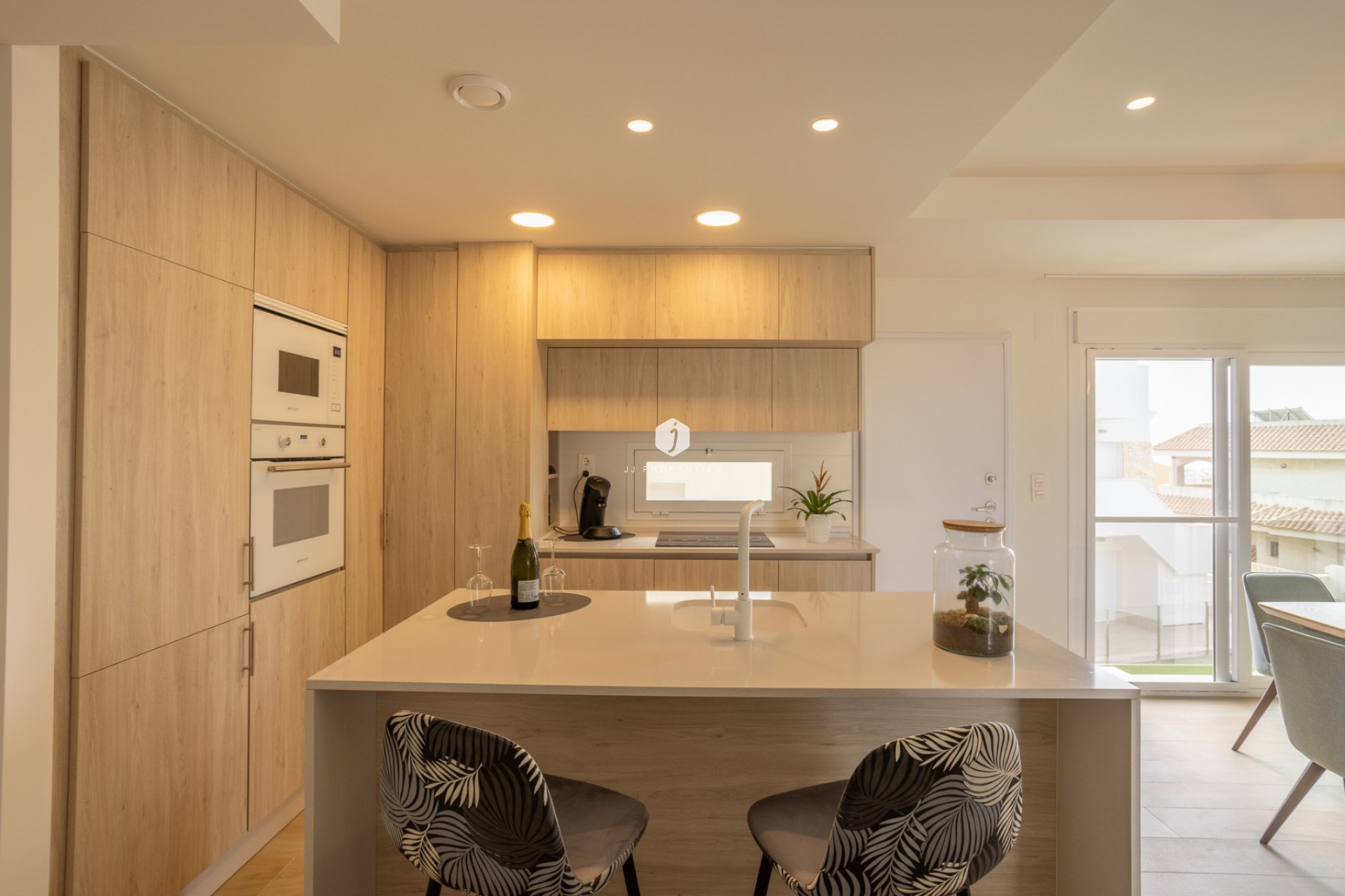 Resale - Apartment / flat -
San Miguel de Salinas - Inland