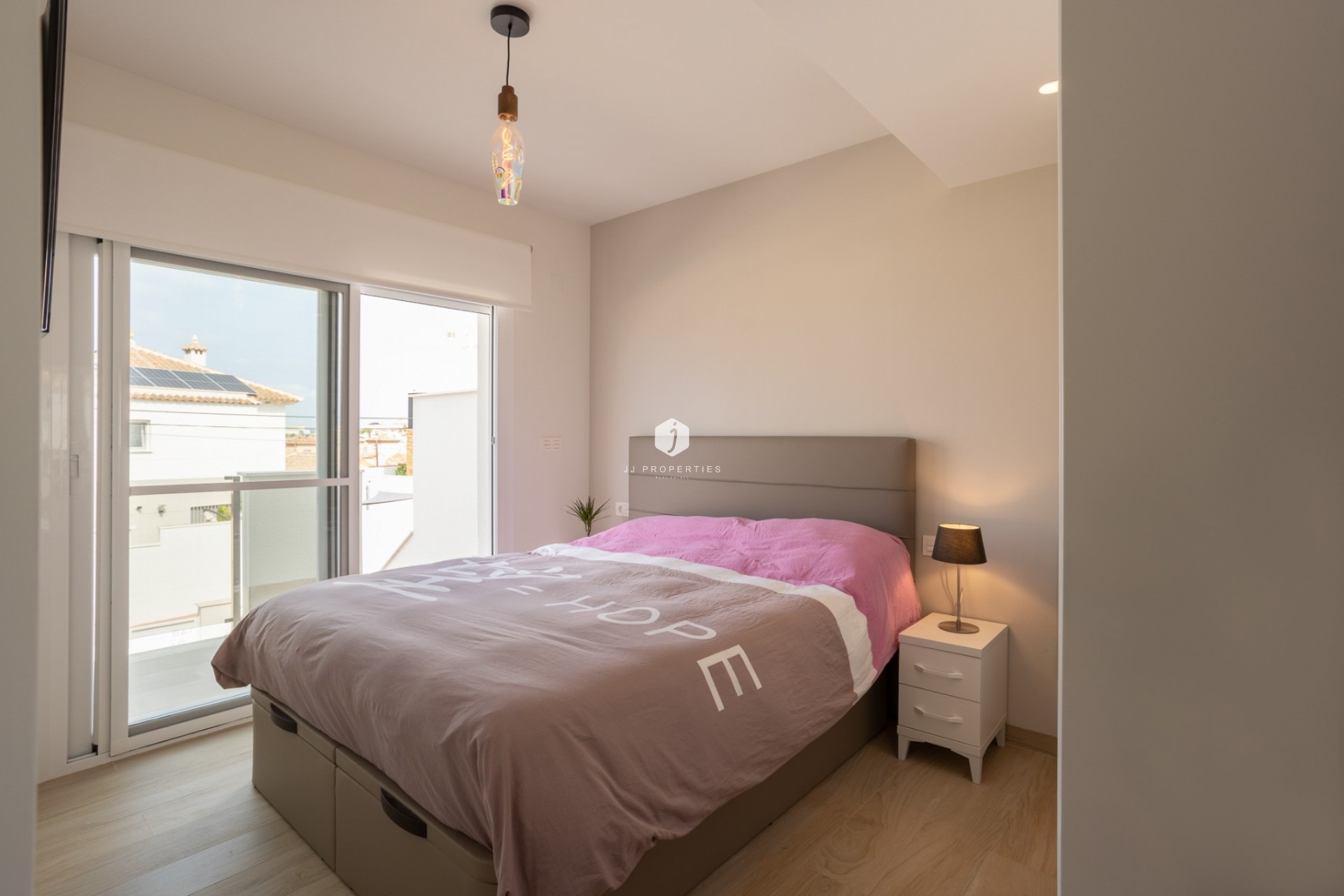 Resale - Apartment / flat -
San Miguel de Salinas - Inland