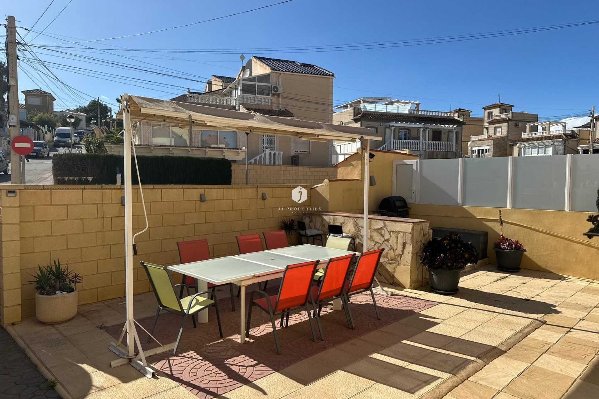 Resale - Apartment / flat -
San Miguel de Salinas - Inland