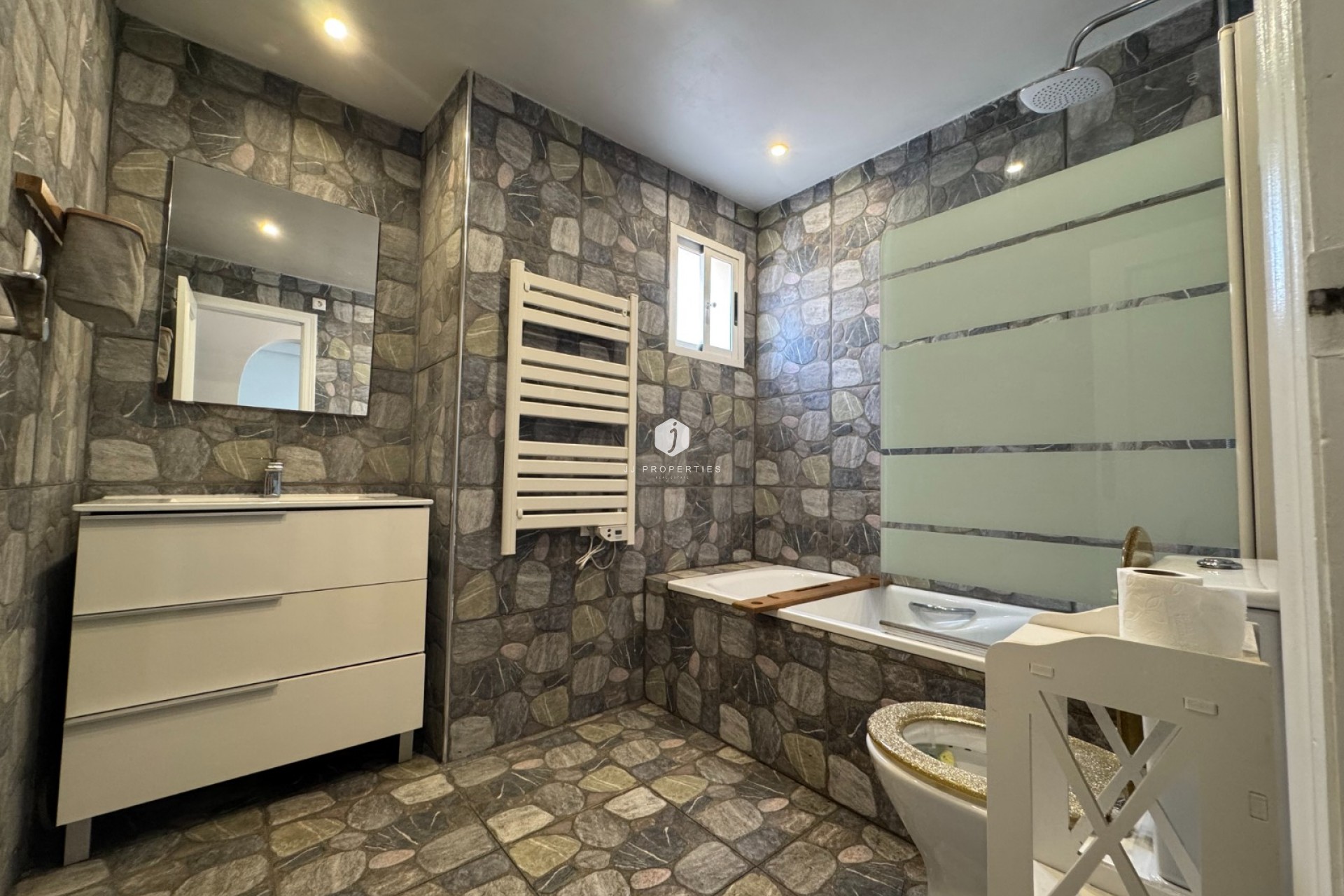 Resale - Apartment / flat -
San Miguel de Salinas - Inland