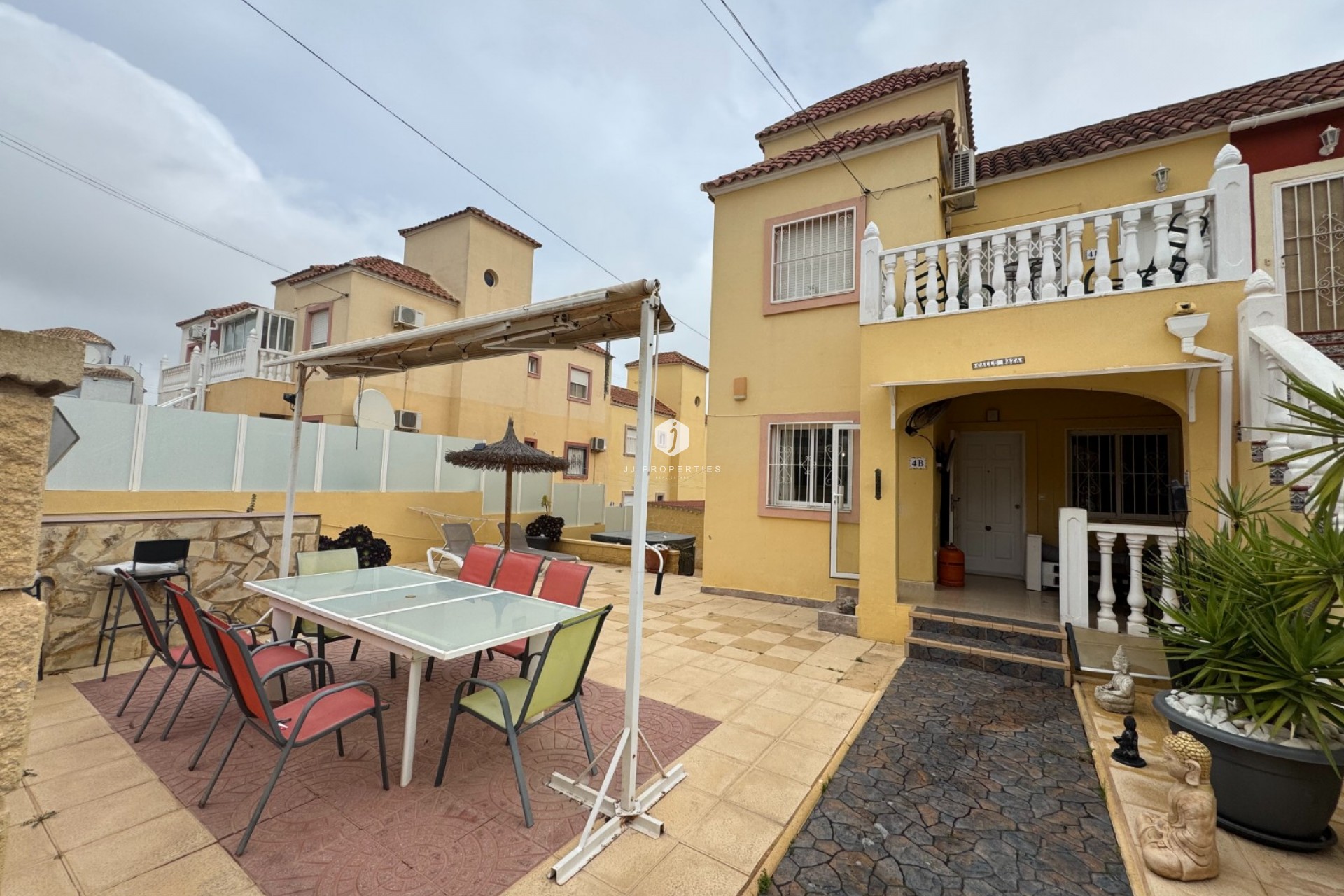 Resale - Apartment / flat -
San Miguel de Salinas - Inland
