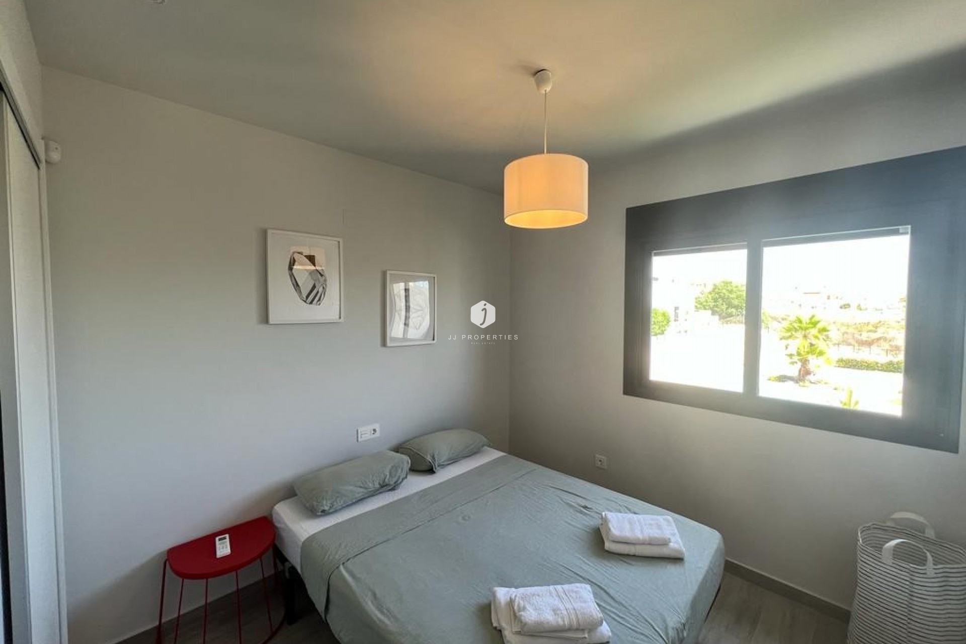 Resale - Apartment / flat -
San Miguel de Salinas - Inland