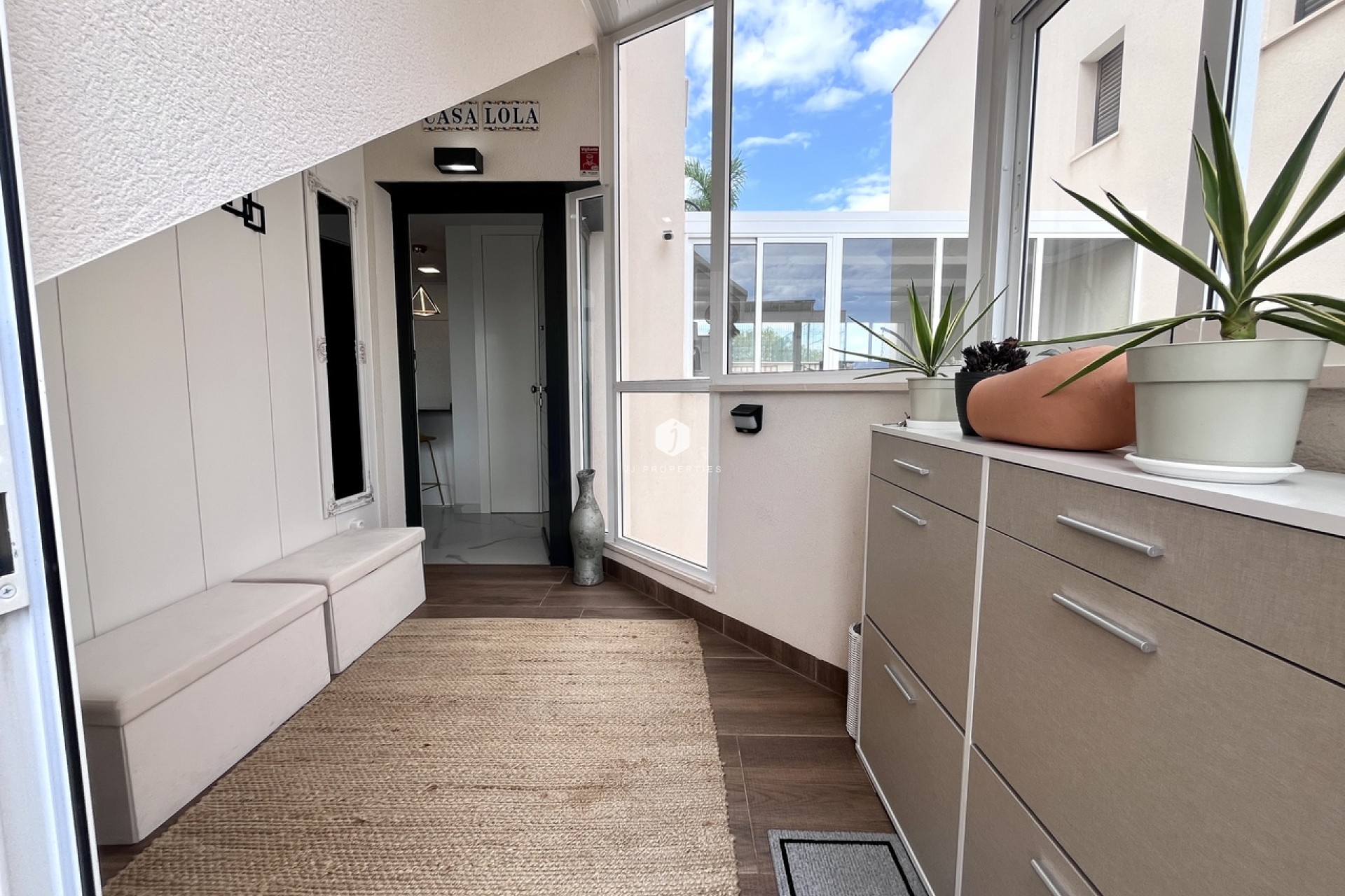 Resale - Apartment / flat -
San Miguel de Salinas - Inland