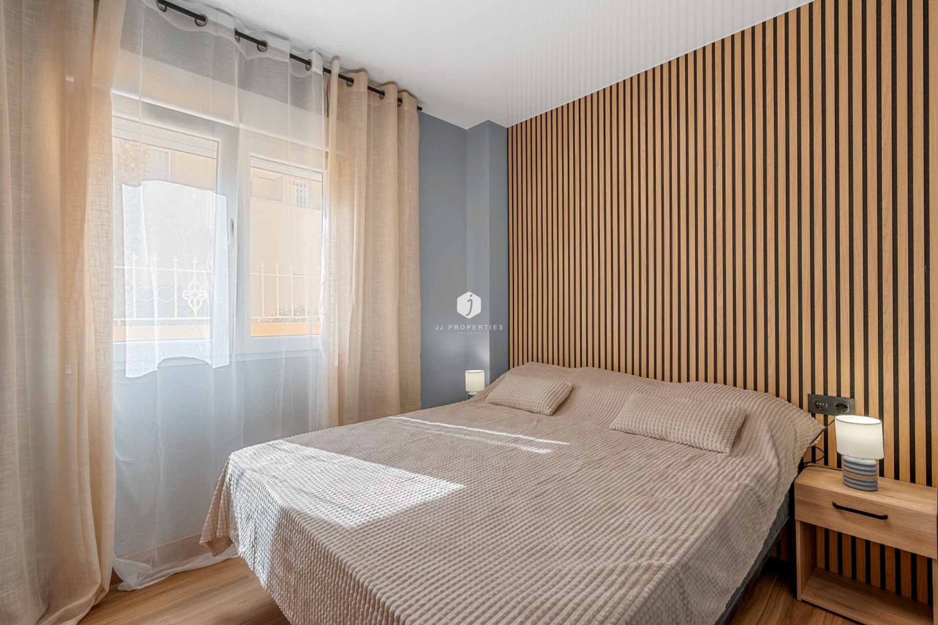 Resale - Apartment / flat -
San Miguel de Salinas - Inland