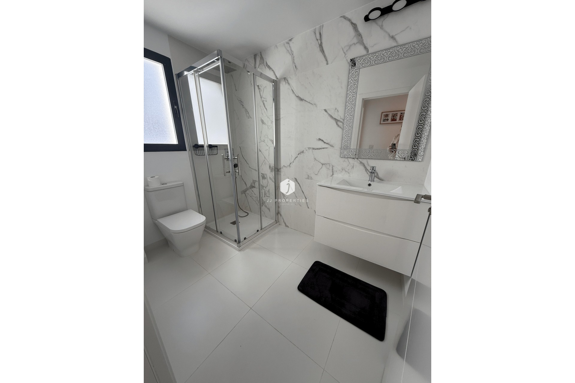 Resale - Apartment / flat -
San Miguel de Salinas - Inland