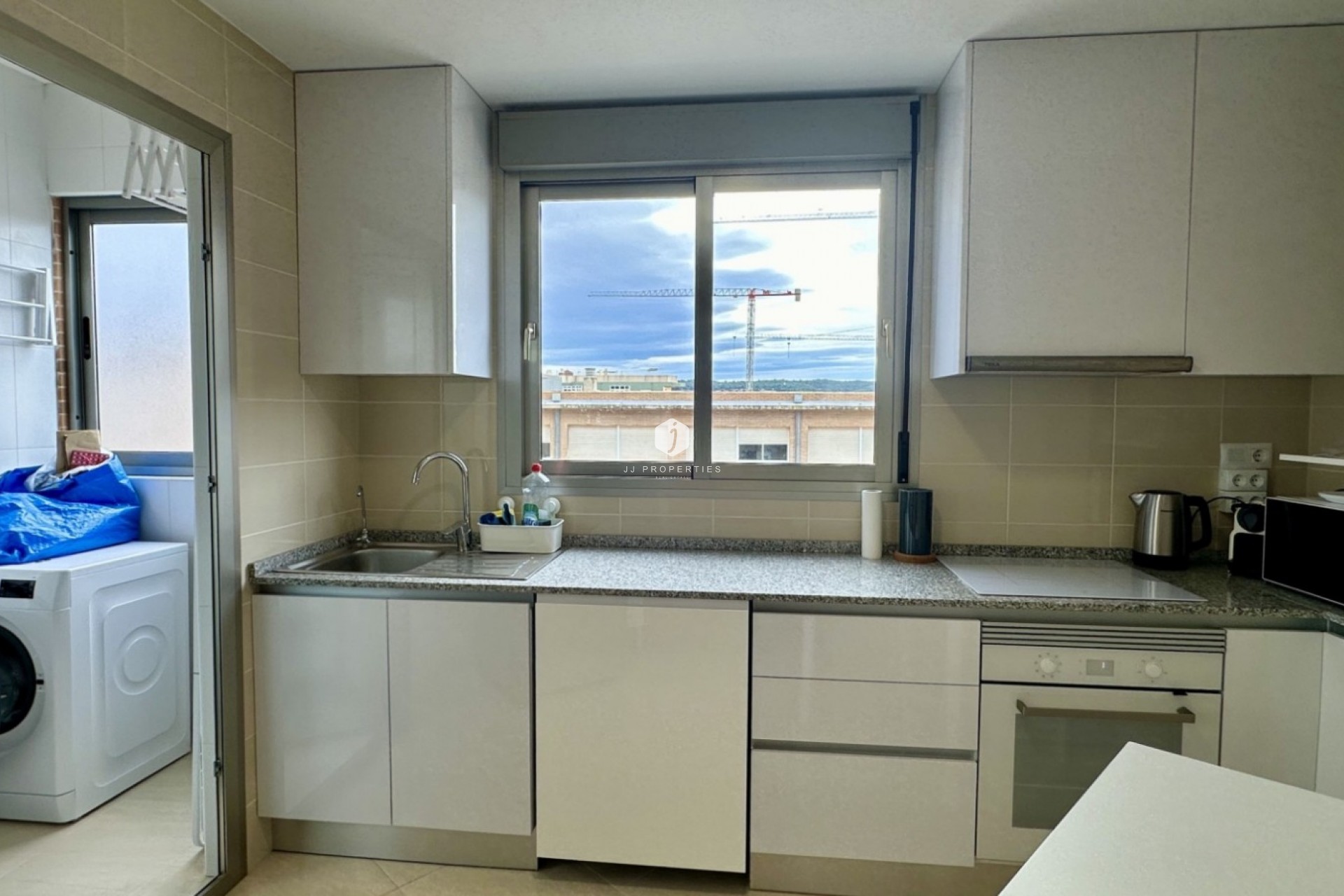 Resale - Apartment / flat -
San Miguel de Salinas - Inland