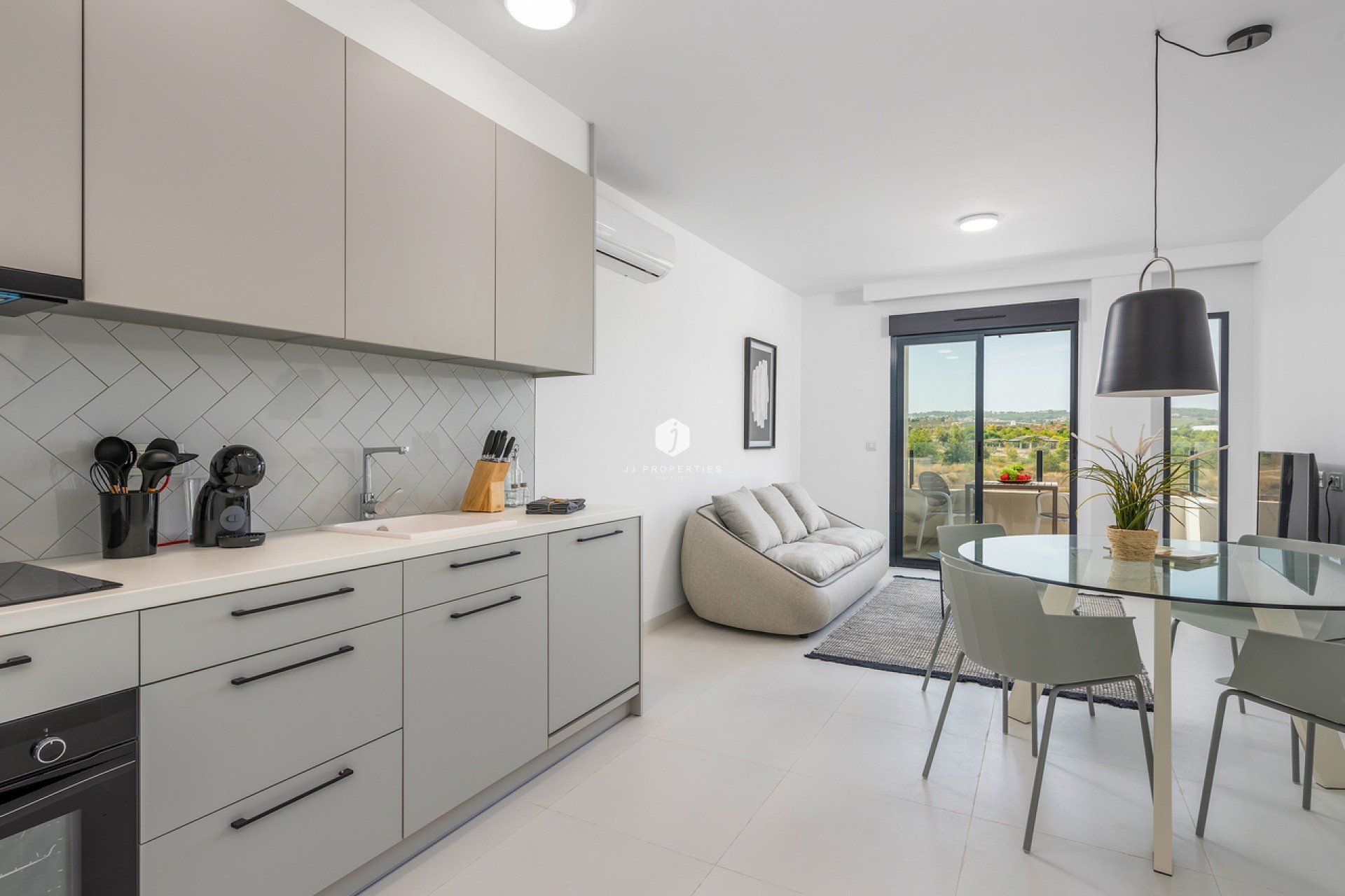 Resale - Apartment / flat -
San Miguel de Salinas - Inland