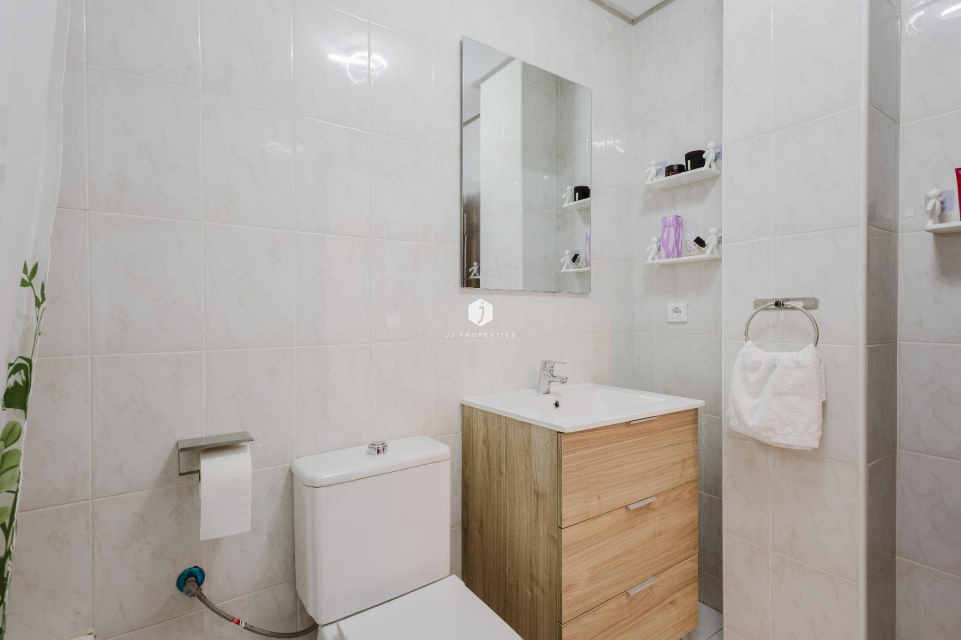 Resale - Apartment / flat -
San Miguel de Salinas - Inland