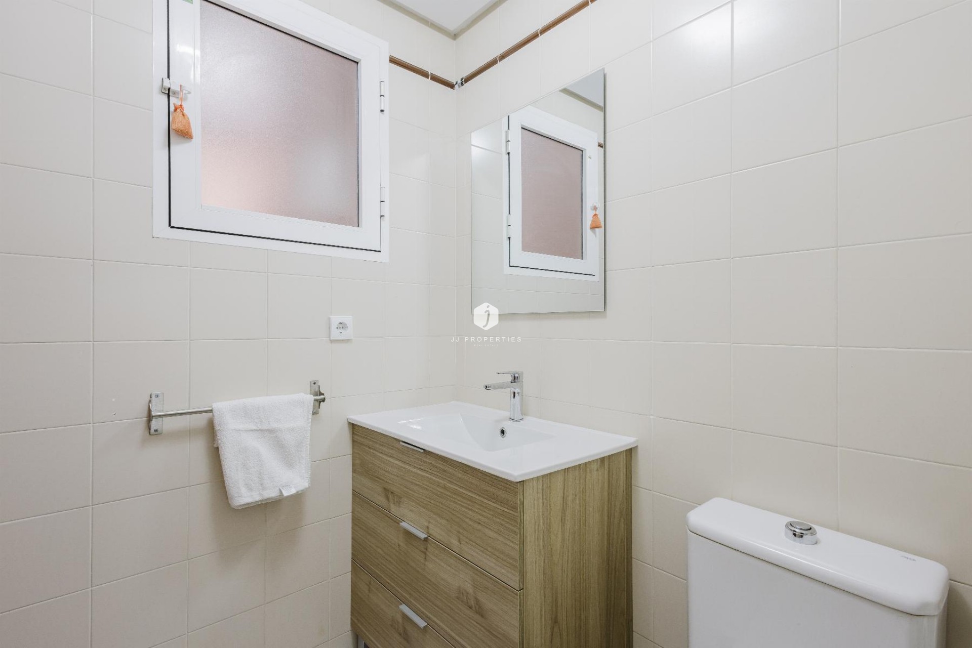 Resale - Apartment / flat -
San Miguel de Salinas - Inland