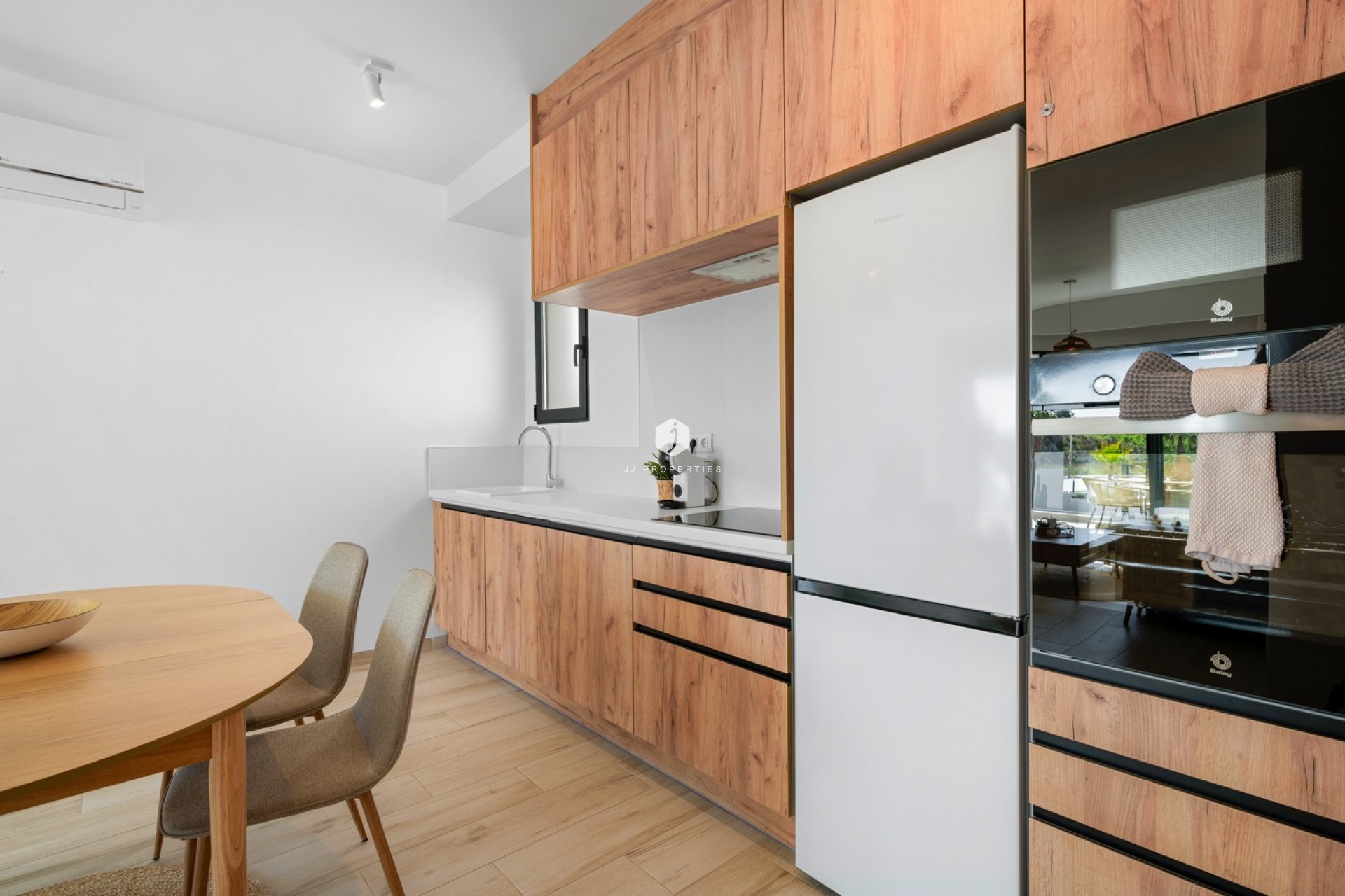 Resale - Apartment / flat -
San Miguel de Salinas - Inland