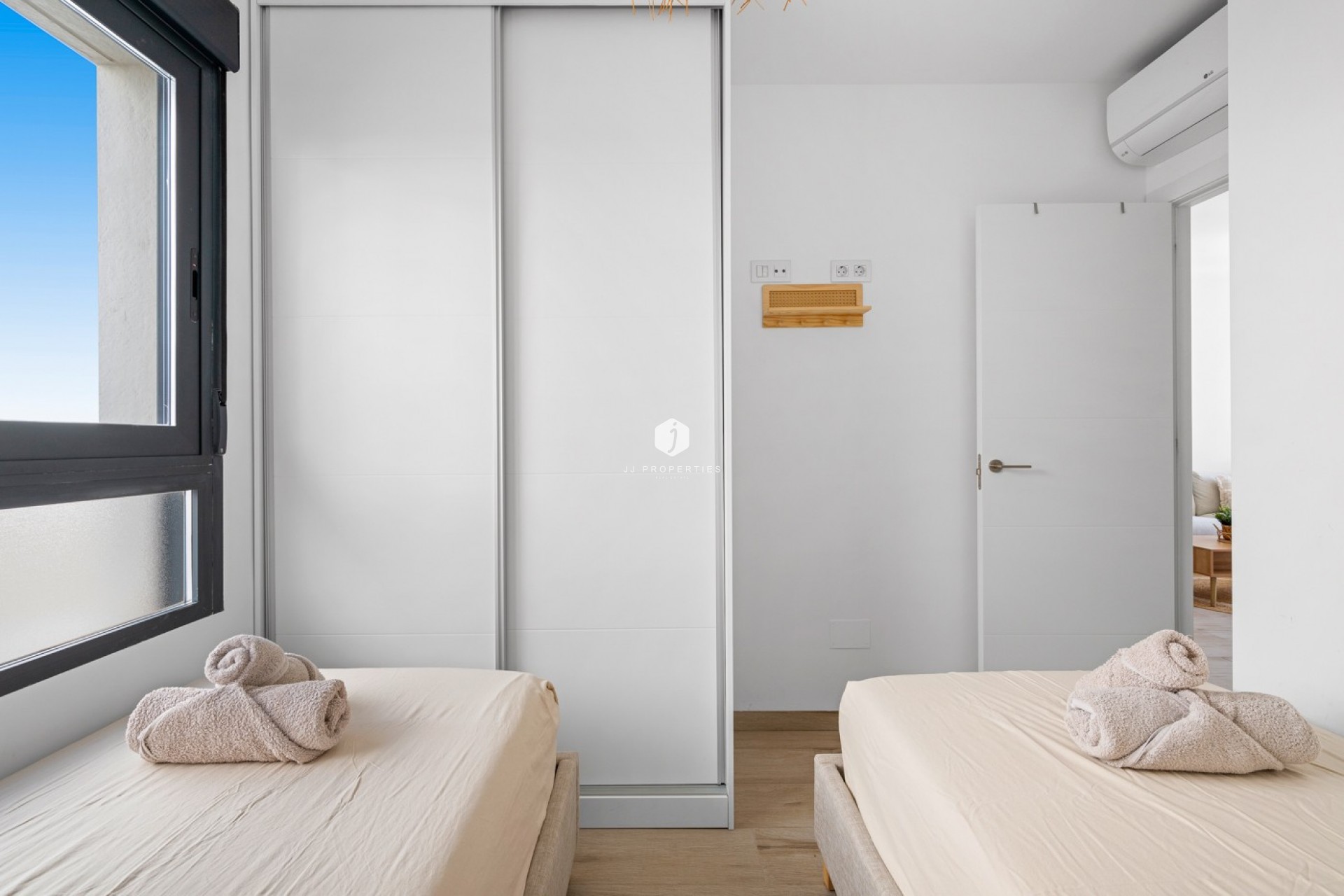 Resale - Apartment / flat -
San Miguel de Salinas - Inland