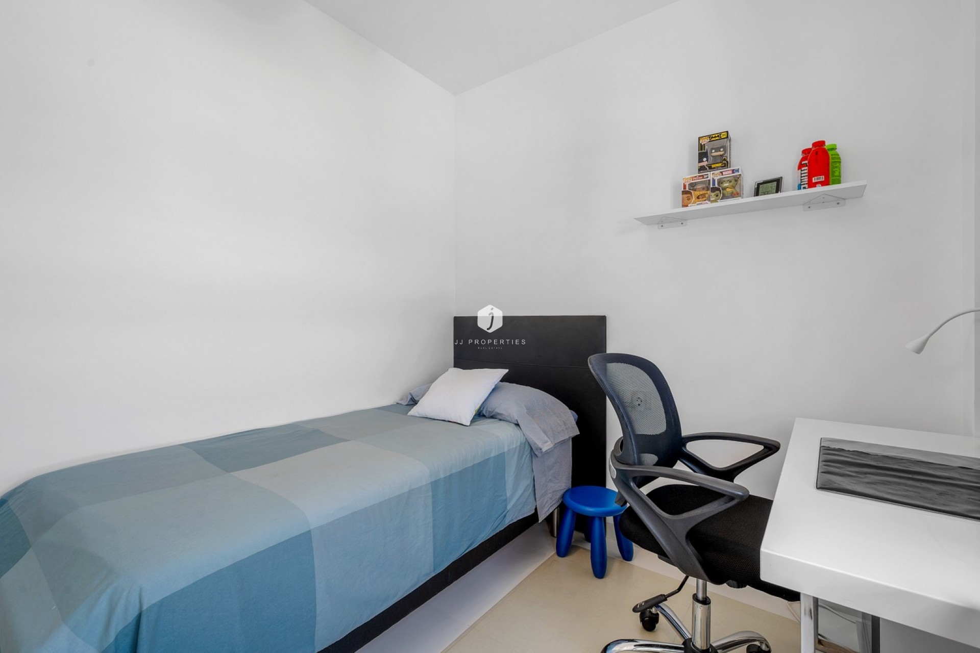 Resale - Apartment / flat -
San Miguel de Salinas - Inland