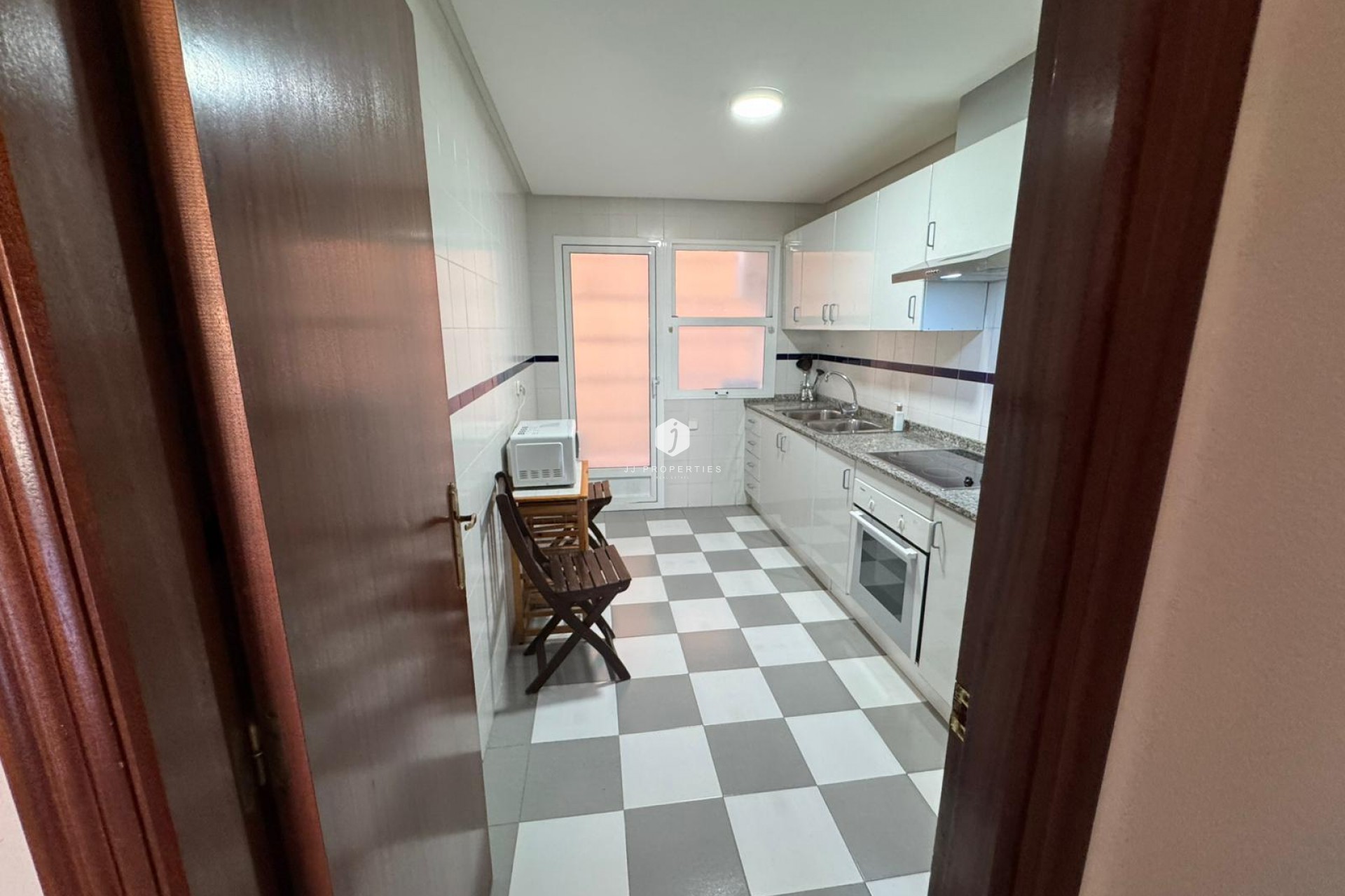Resale - Apartment / flat -
San Miguel de Salinas - Inland