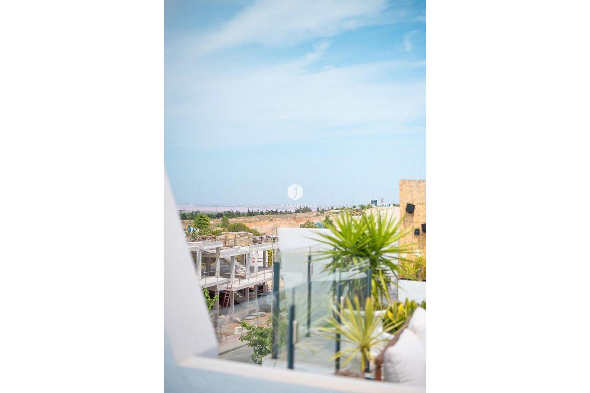 Resale - Apartment / flat -
San Miguel de Salinas - Inland